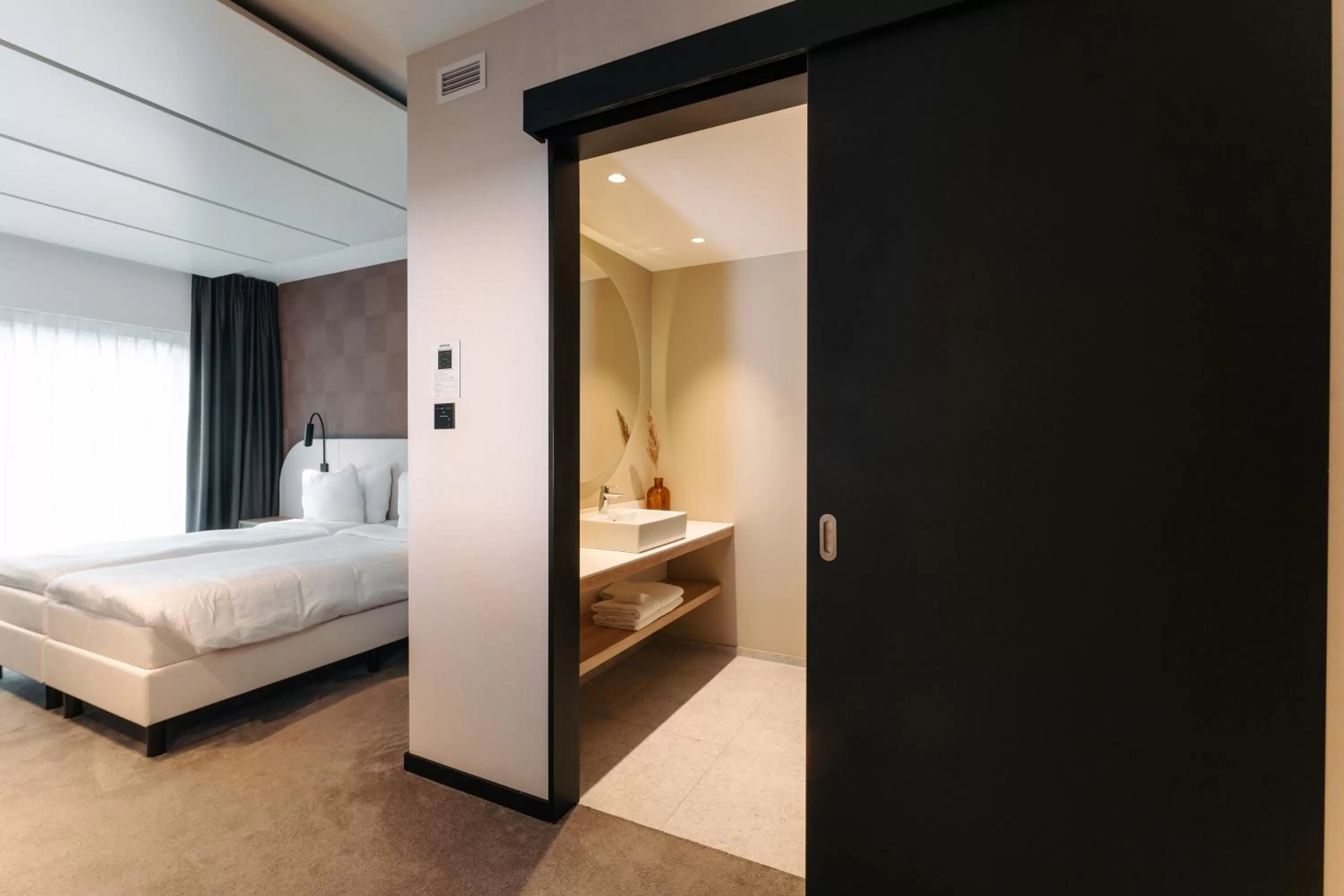 Standard Twin Room in Van der Valk Hotel Gent