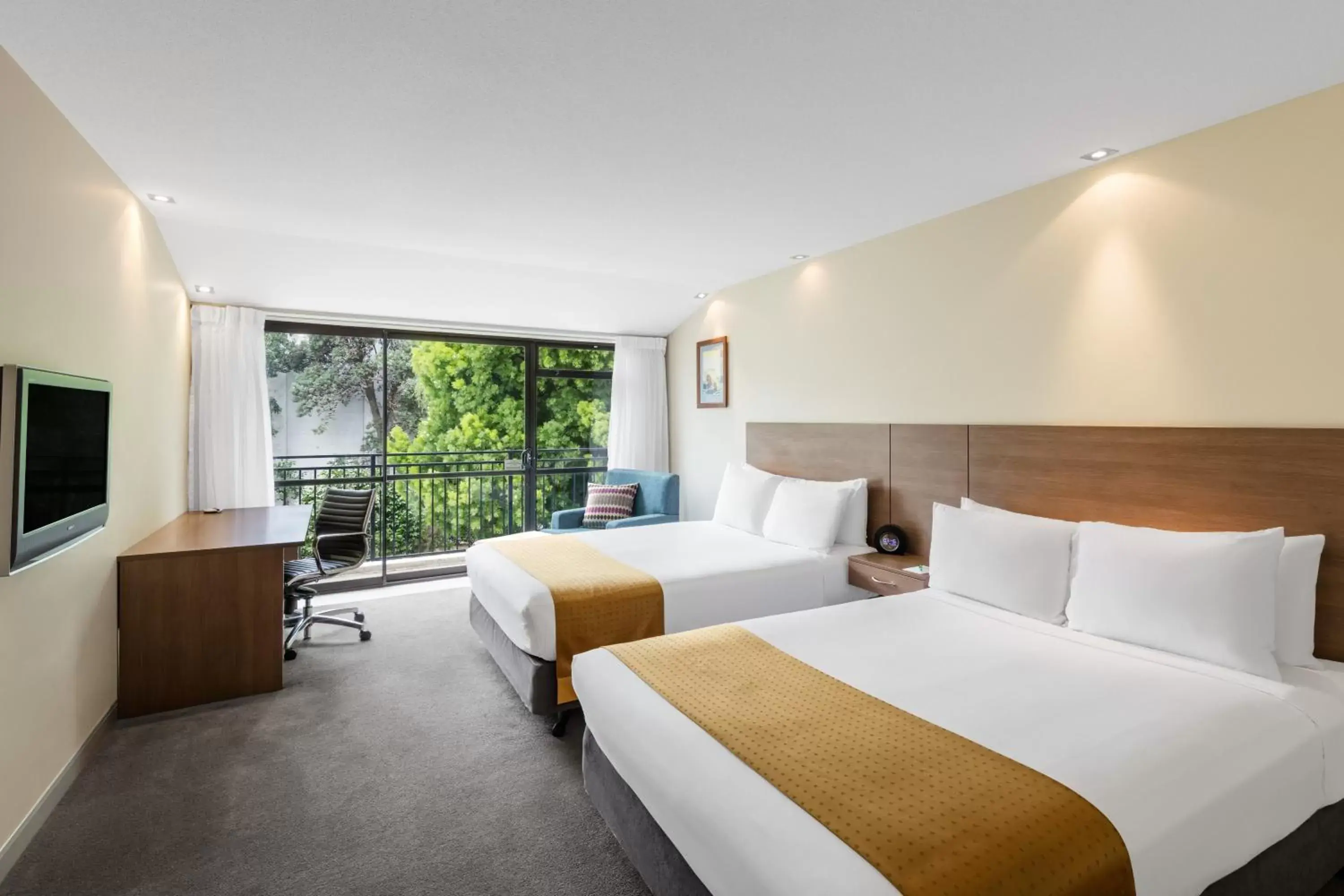 Photo of the whole room in Holiday Inn Auckland Airport, an IHG Hotel