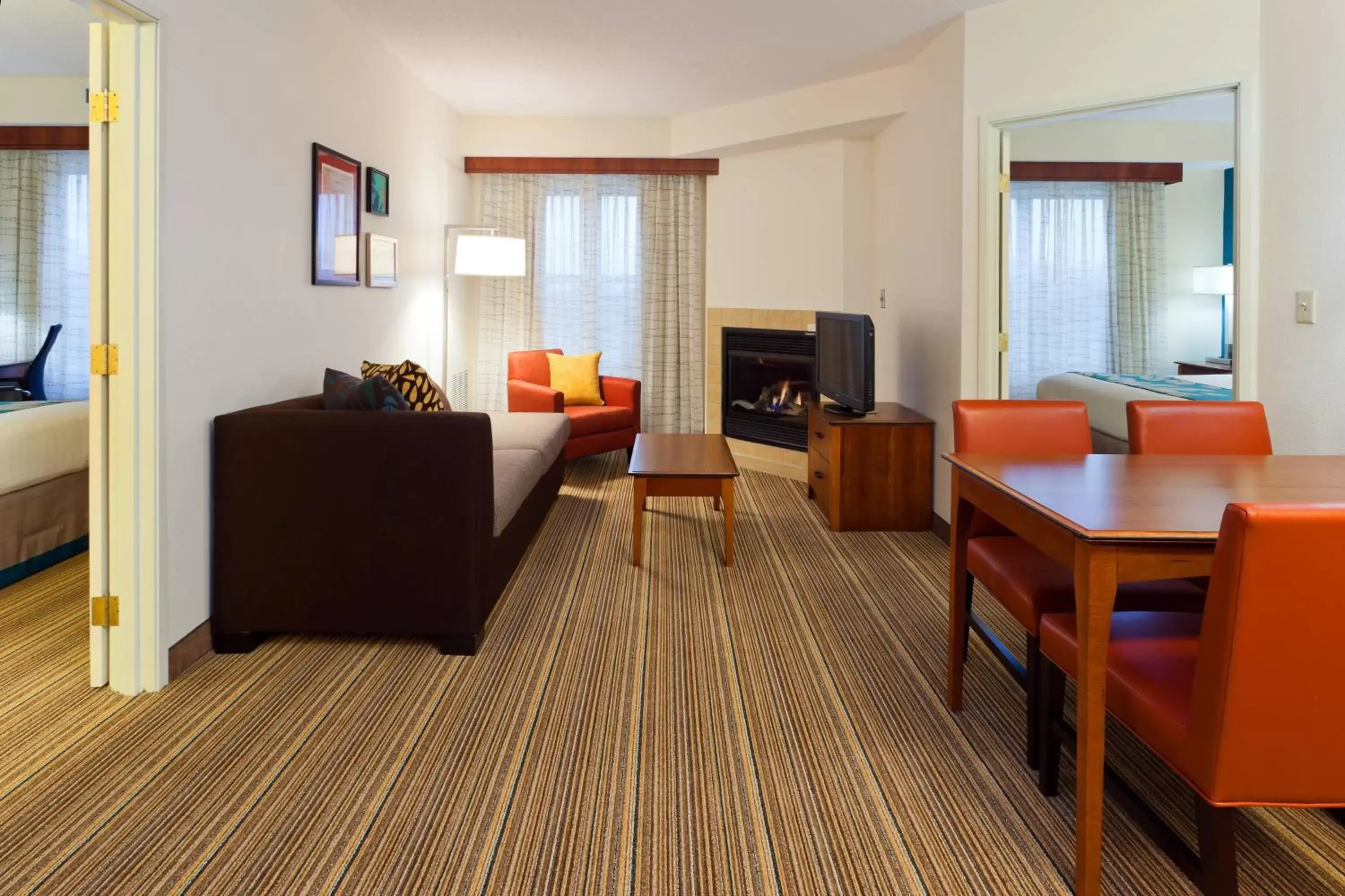 Bedroom, Seating Area in Residence Inn Indianapolis Carmel