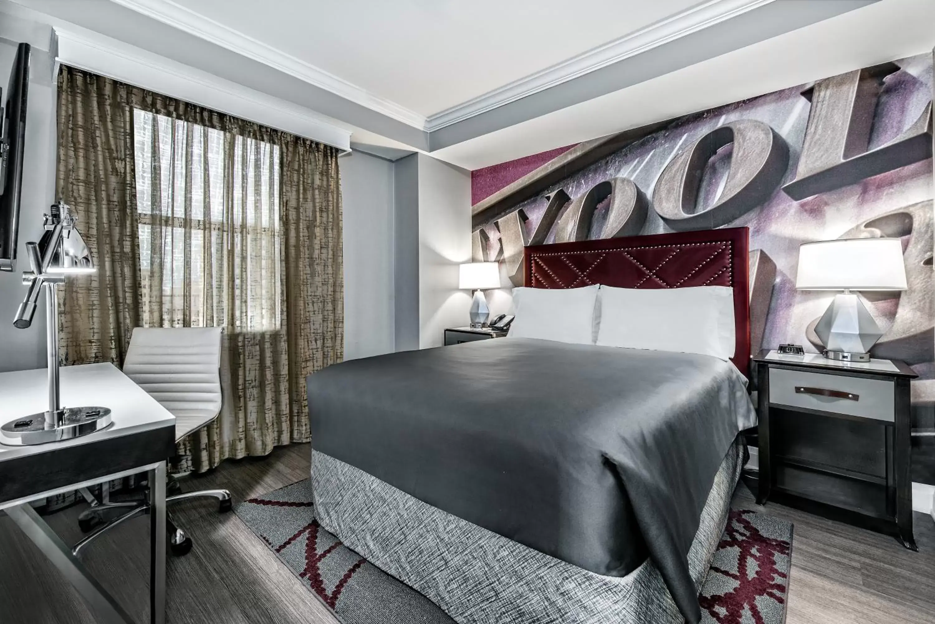 Photo of the whole room, Bed in Hotel Indigo Dallas Downtown by IHG Photo of the whole room, Bed in Hotel Indigo Dallas Downtown by IHG