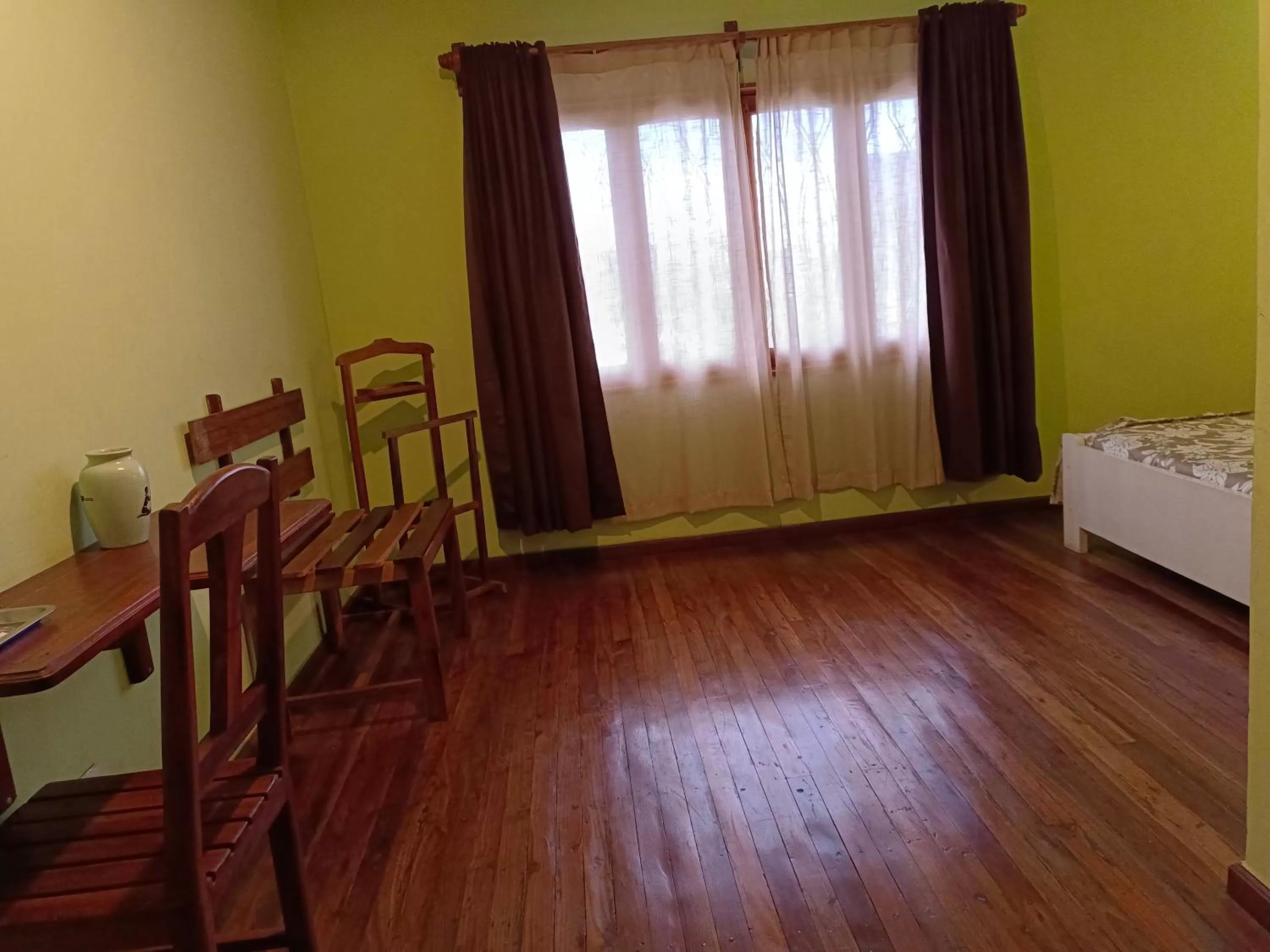 Bedroom, Bed in Antsirabe Hotel