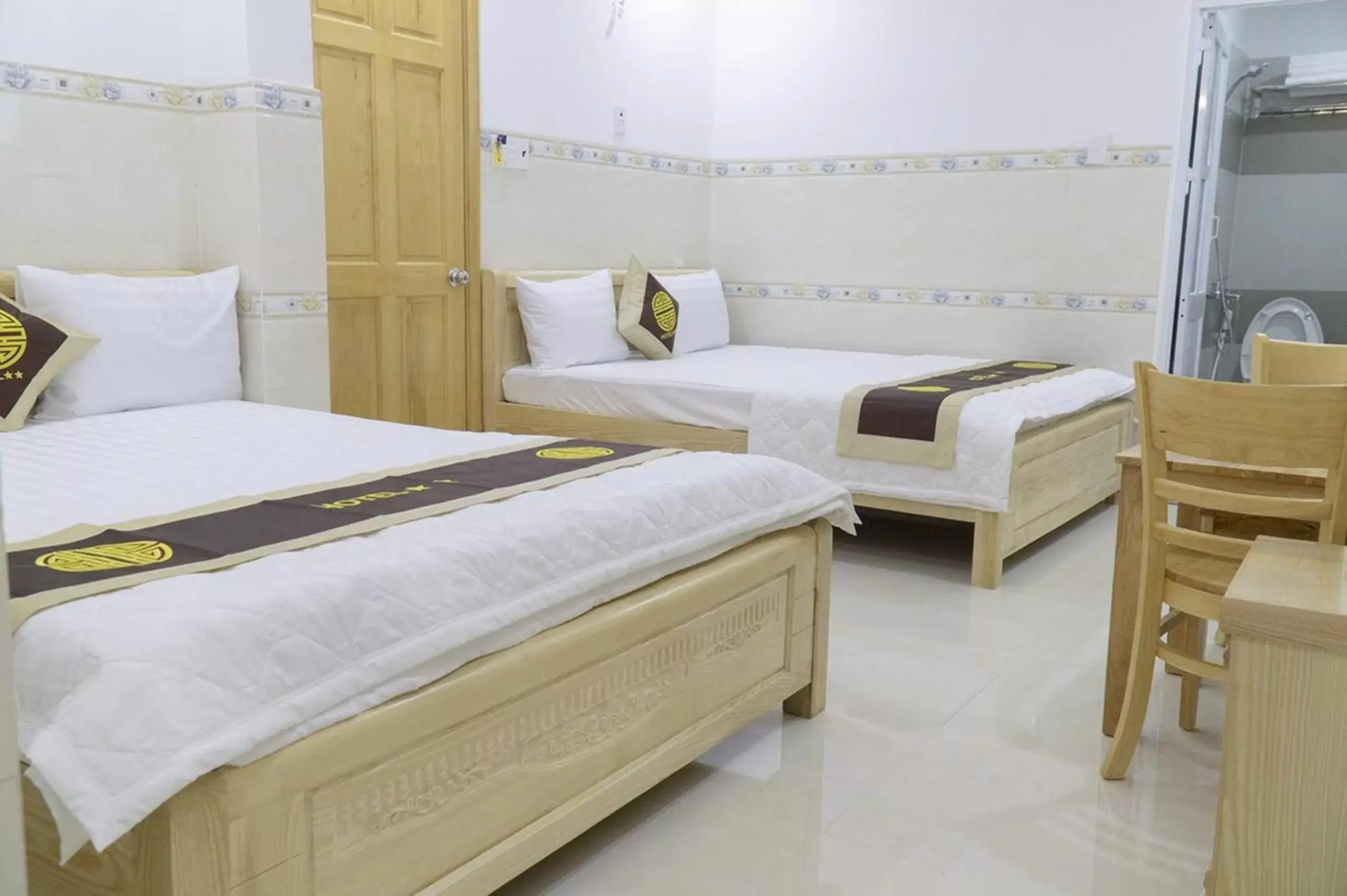 Photo of the whole room, Bed in Dai An Binh Tan Hotel Photo of the whole room, Bed in Dai An Binh Tan Hotel