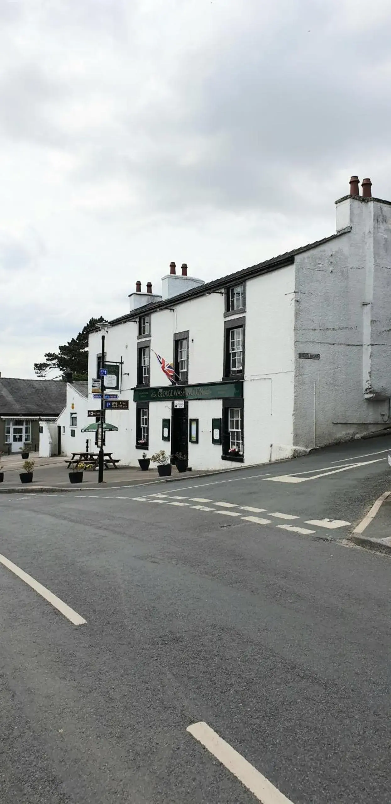 Property building in George Washington Inn