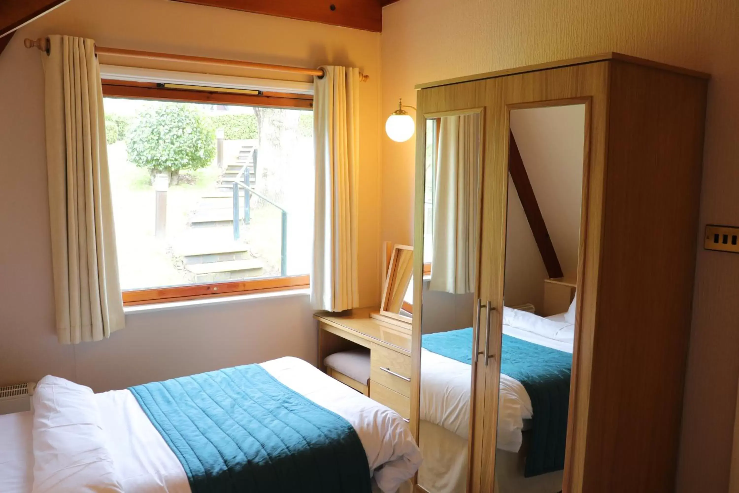 Bedroom, Bed in Rutland Hall Hotel