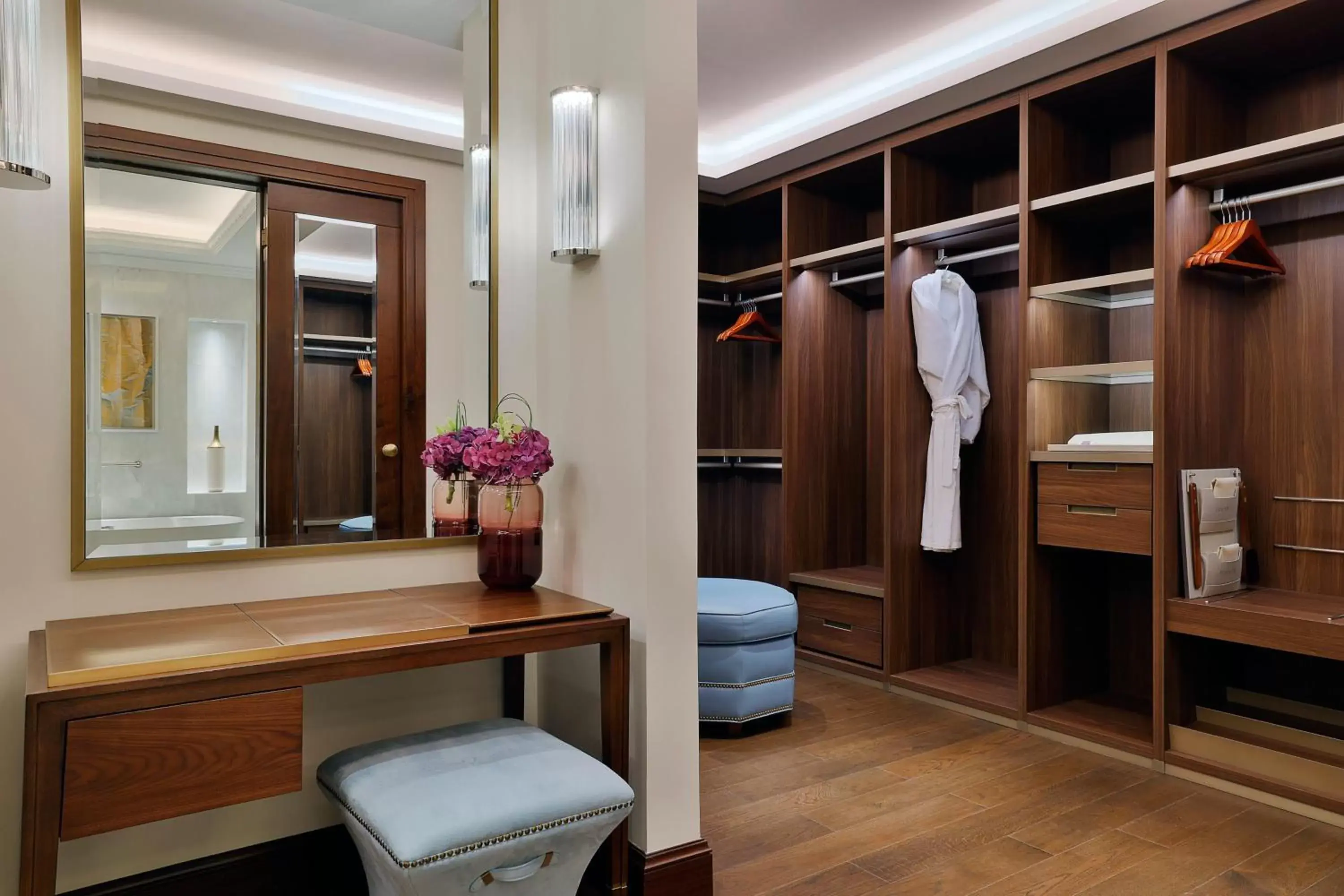 Photo of the whole room, Bathroom in The Ritz-Carlton, Amman