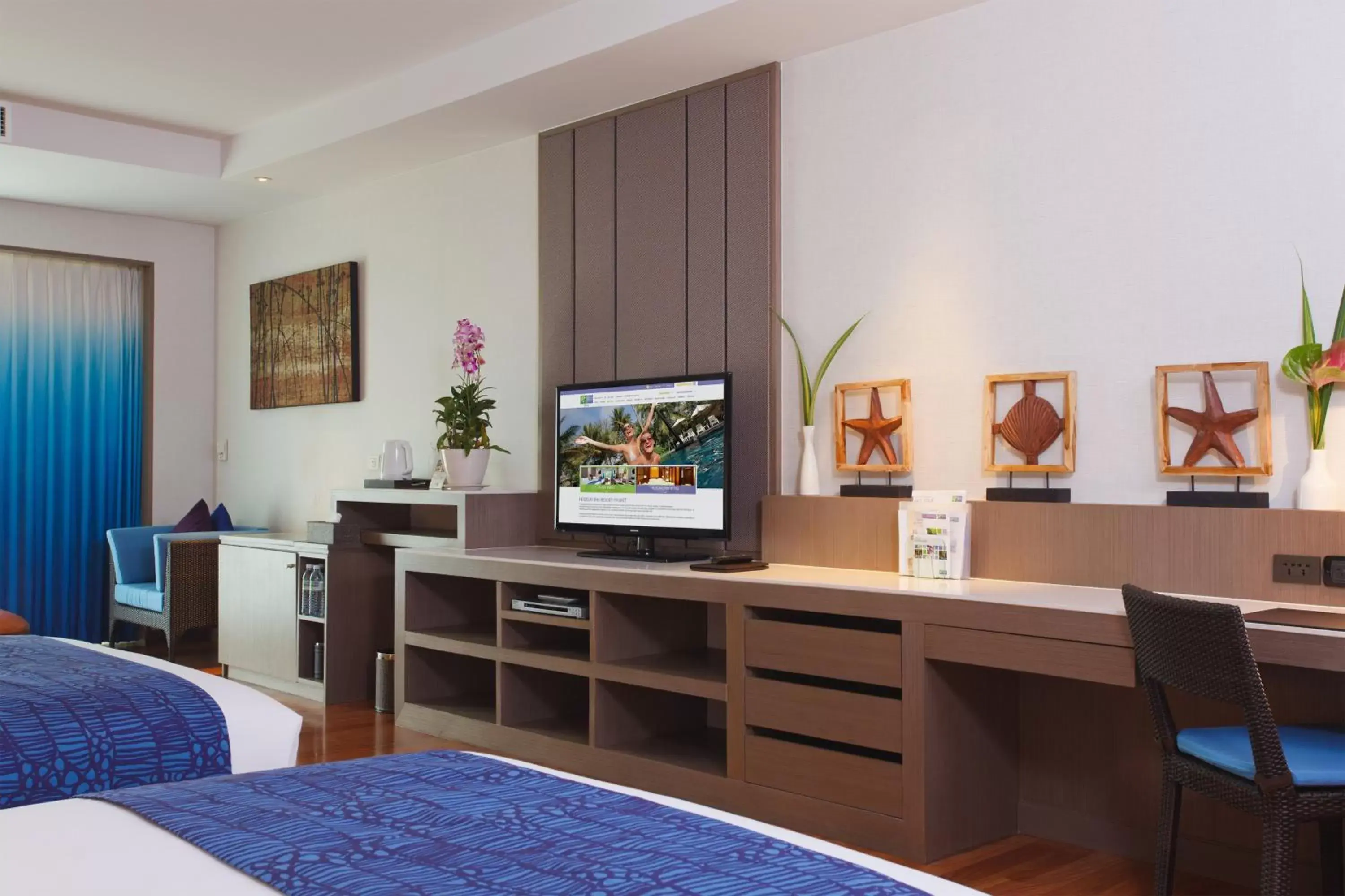 Photo of the whole room, TV/Entertainment Center in Holiday Inn Resort Phuket, an IHG Hotel