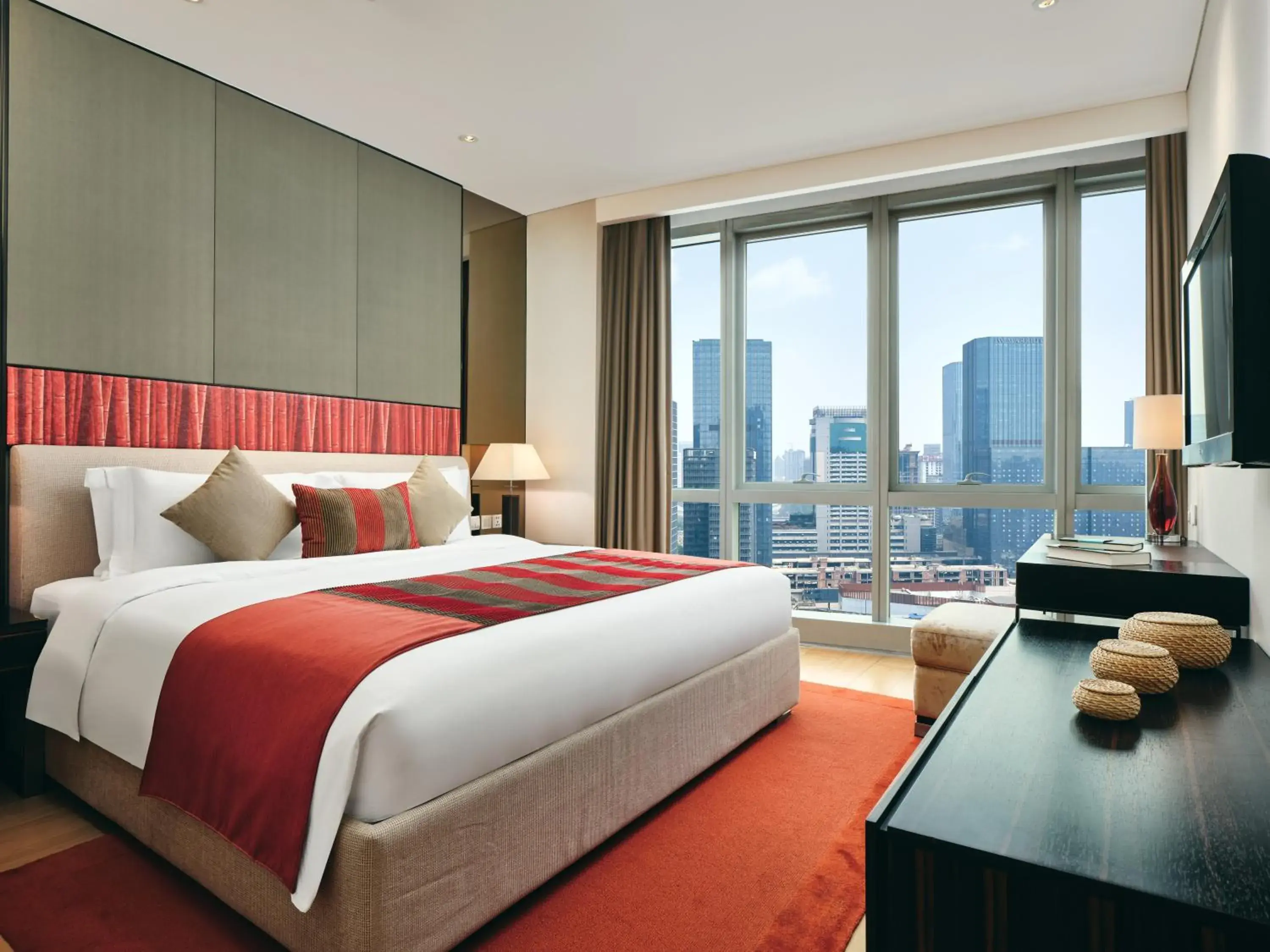 Photo of the whole room, Room Photo in Intercontinental Residences Chengdu City Center