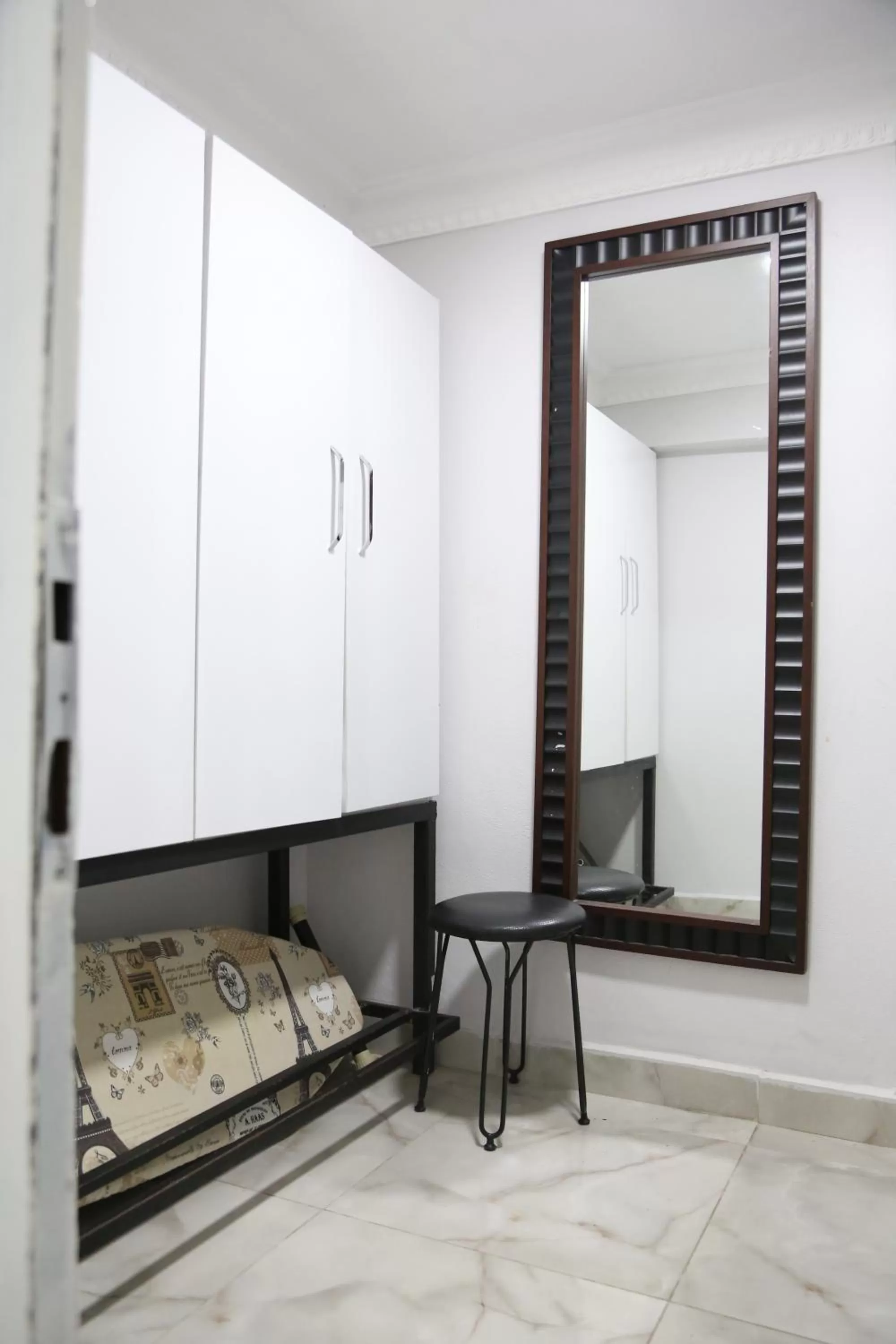 Area and facilities, Bed in Arat Apartments