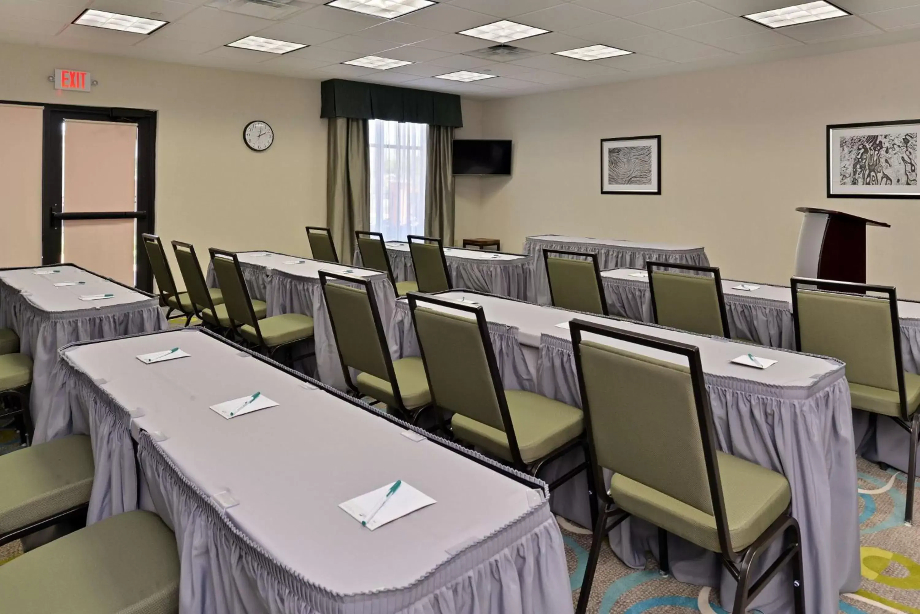 Meeting/conference room in Homewood Suites by Hilton Houma