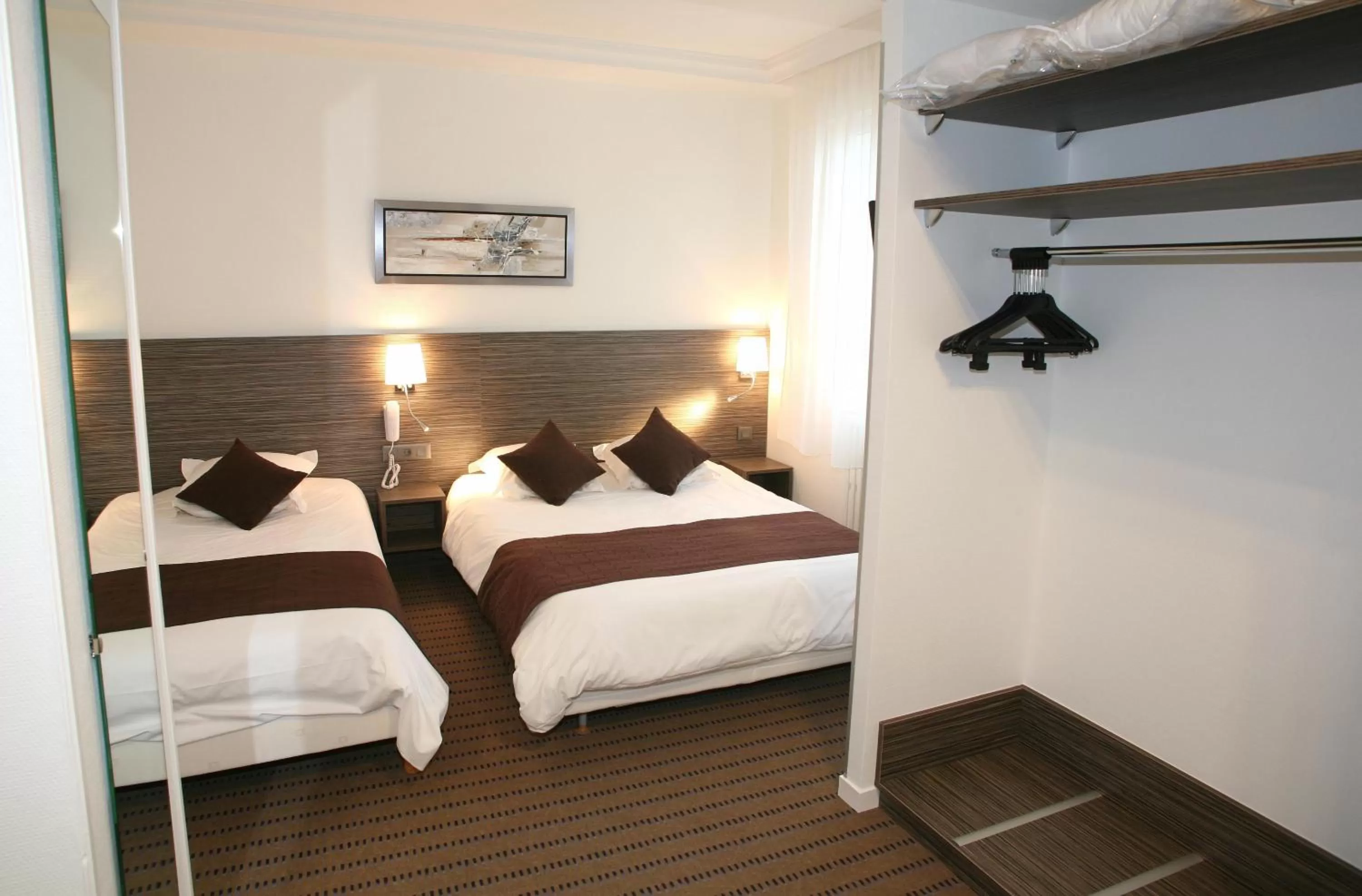 Bedroom, Bed in Hotel du Louvre