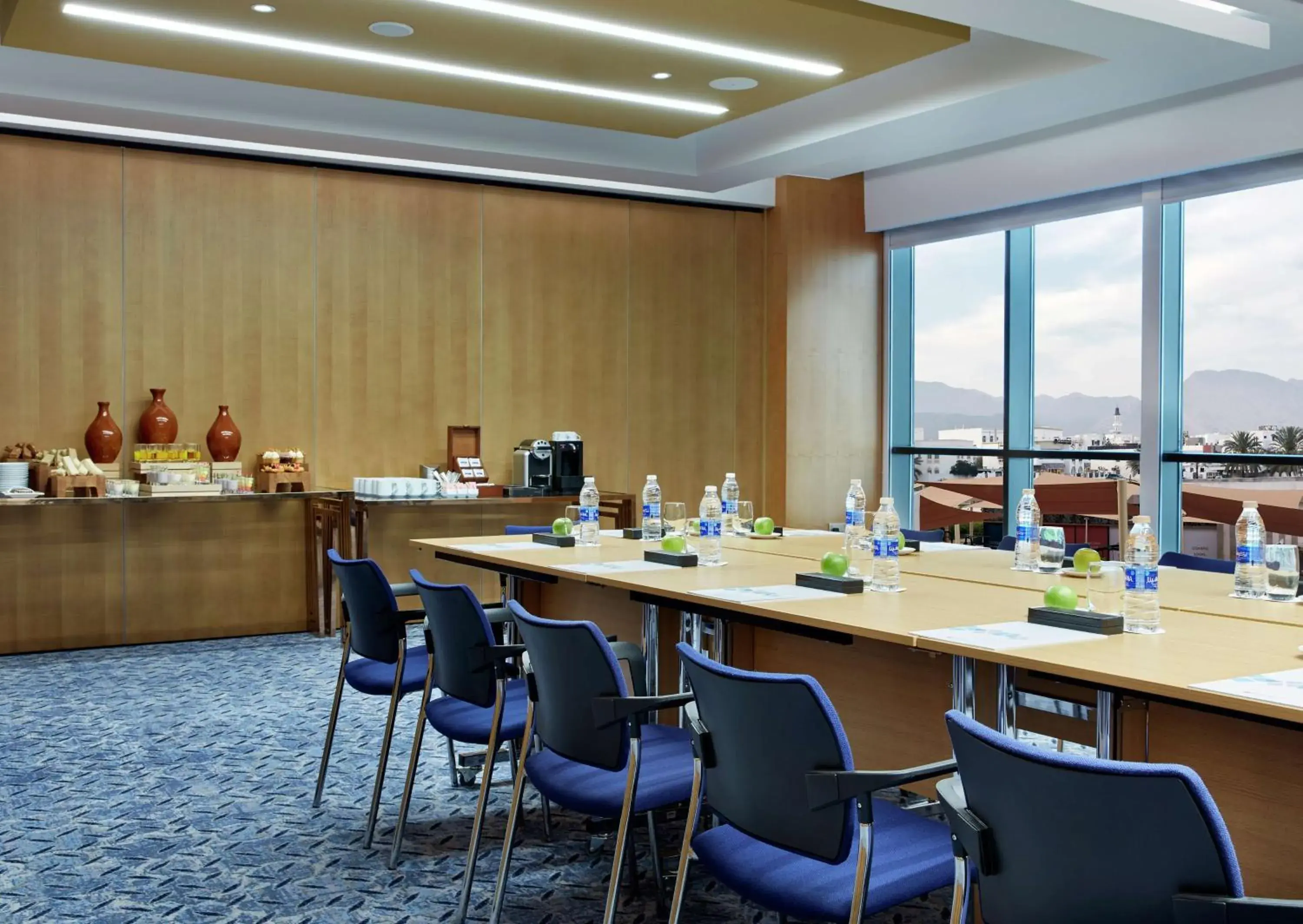 Dining area in Hilton Garden Inn Muscat Al Khuwair