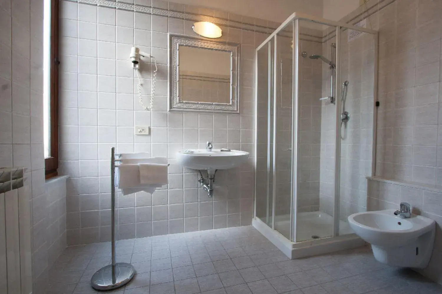 Shower, Bathroom in Hotel Savoia & Campana