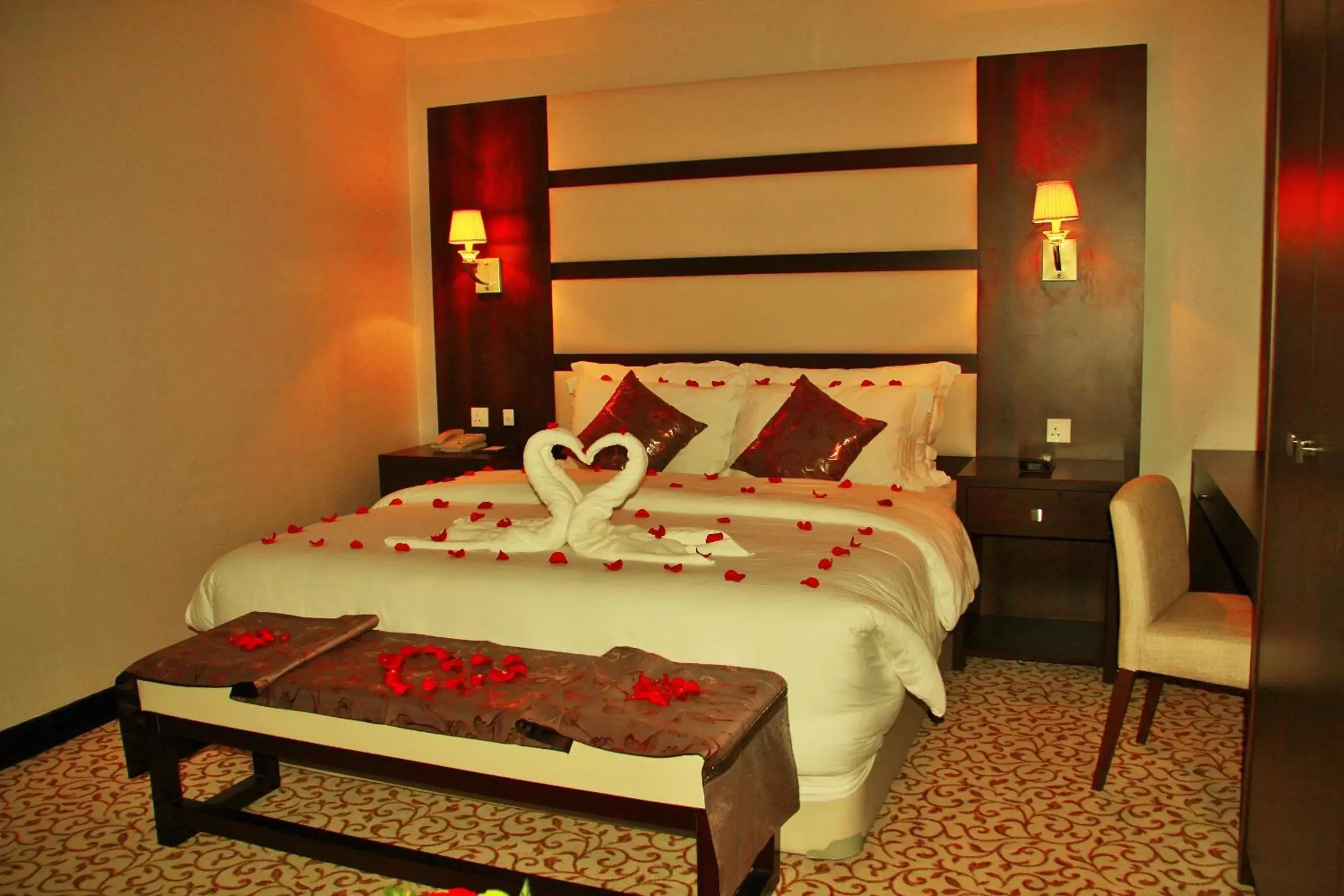 Bedroom, Bed in Grand Park Hotel