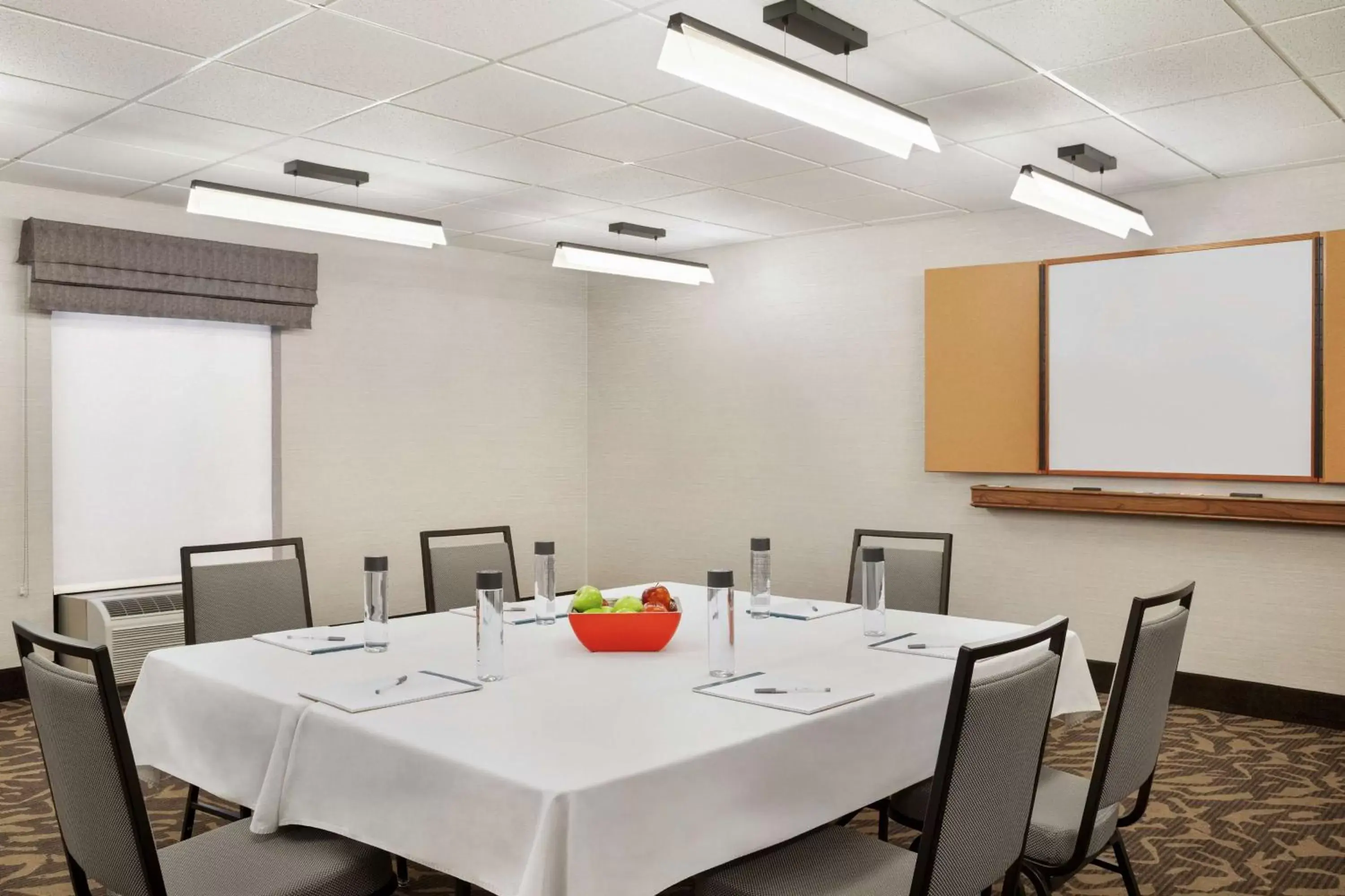 Meeting/conference room in Hampton Inn Sedona