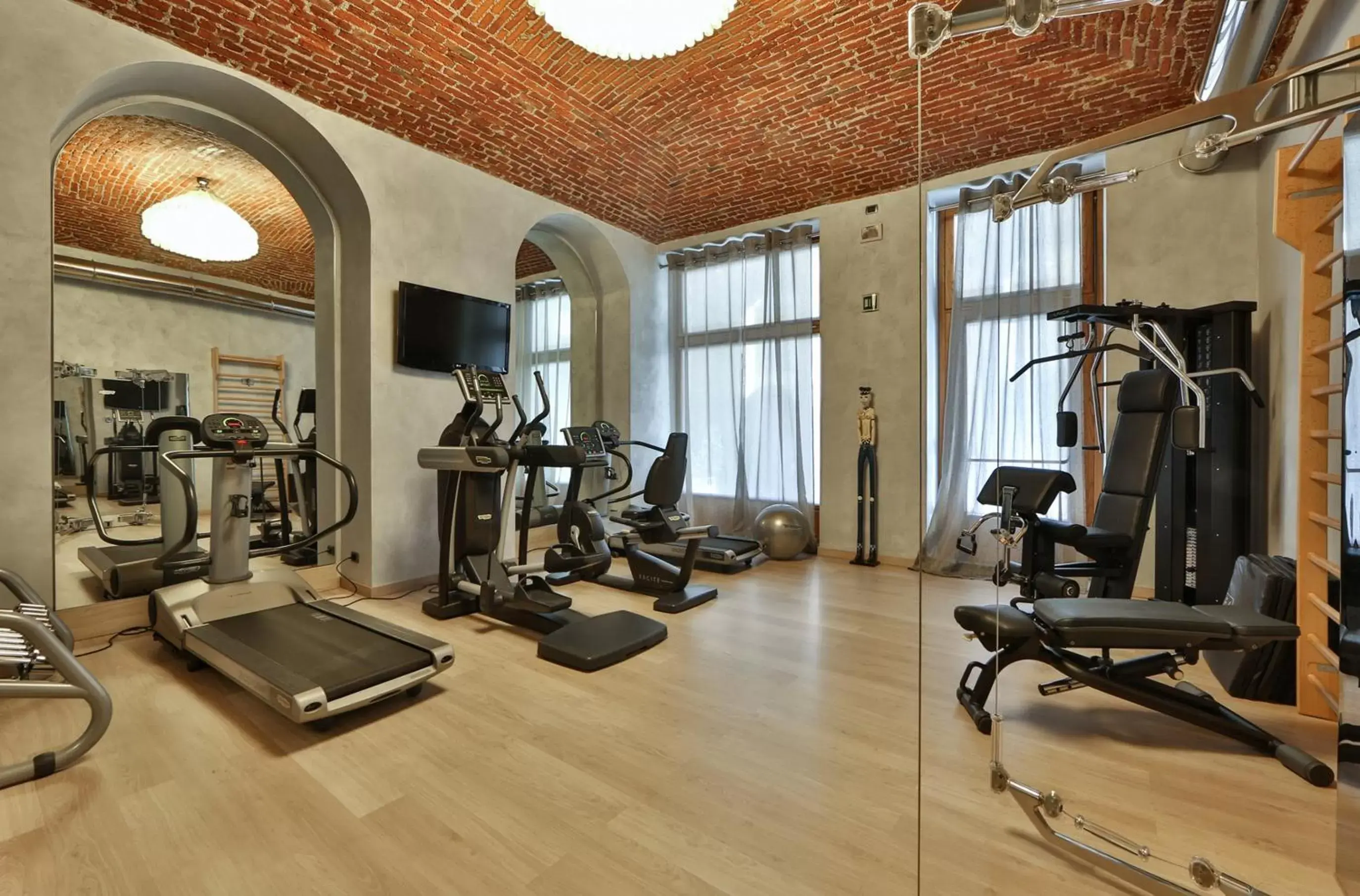 Fitness centre/facilities, Fitness Center/Facilities in Best Western Plus Hotel Genova