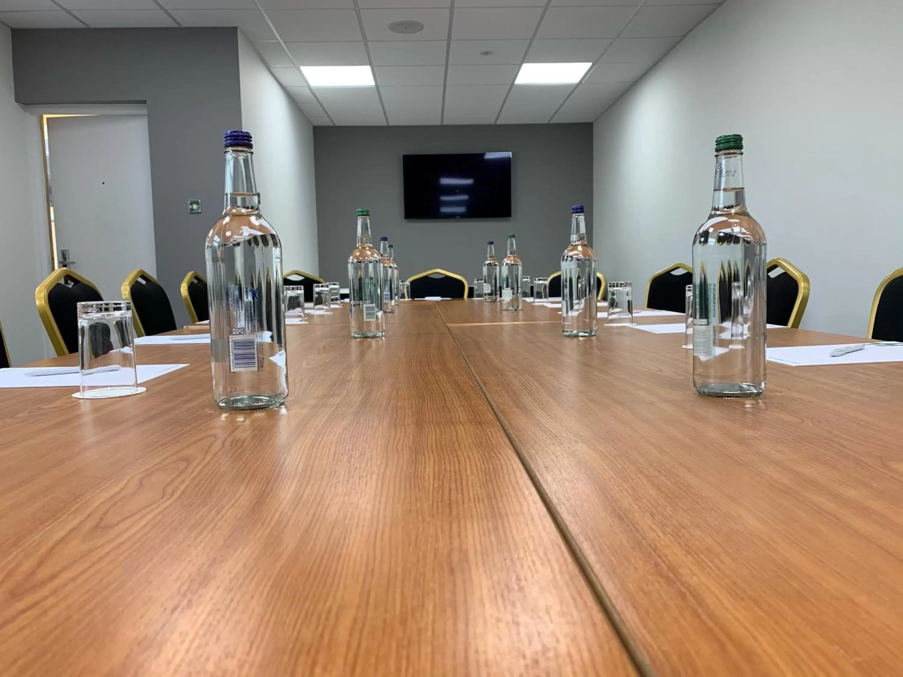 Meeting/conference room in Holiday Inn Dover, an IHG Hotel