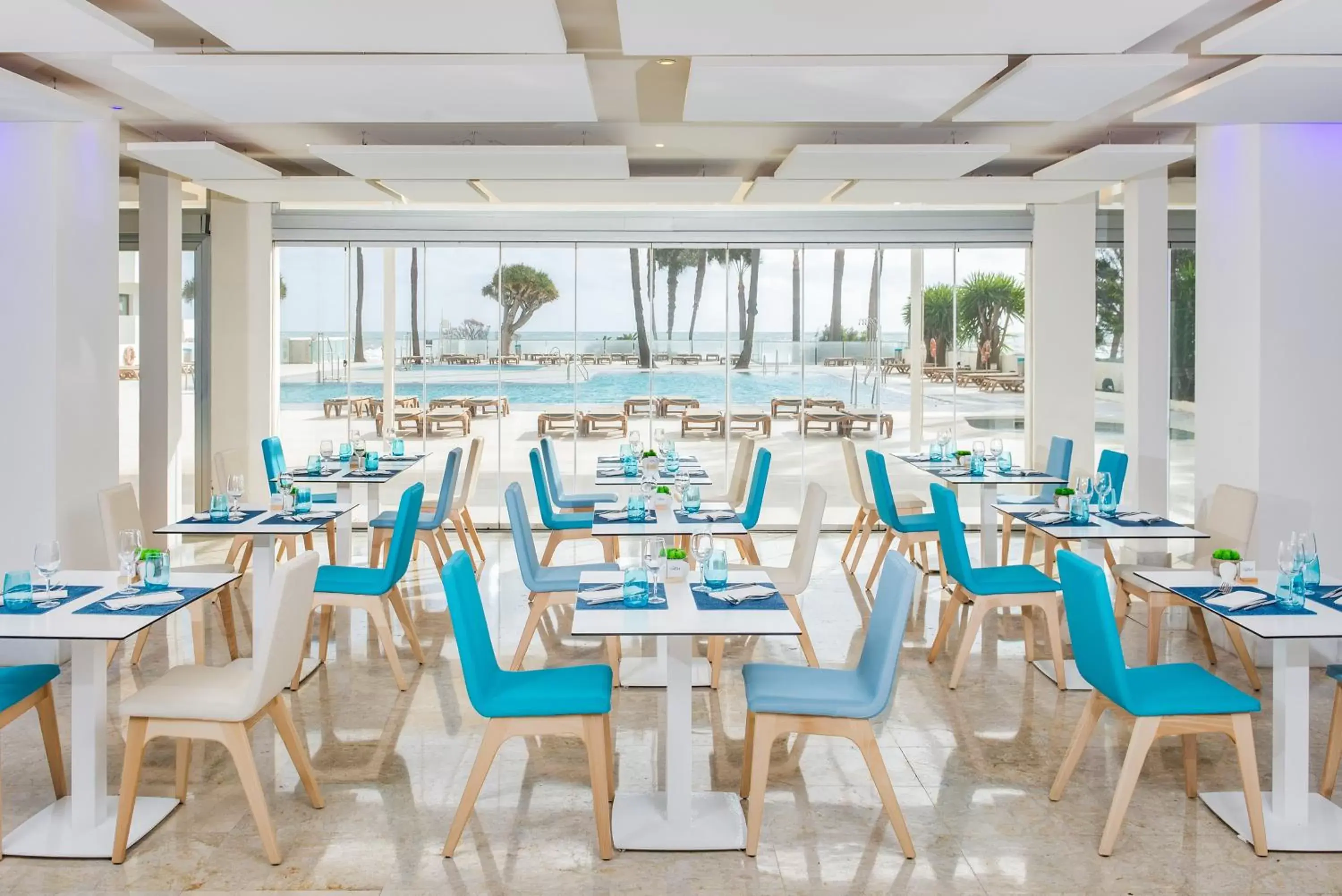 Restaurant/Places to Eat in Hotel Ocean House Costa del Sol, Affiliated by Meliá