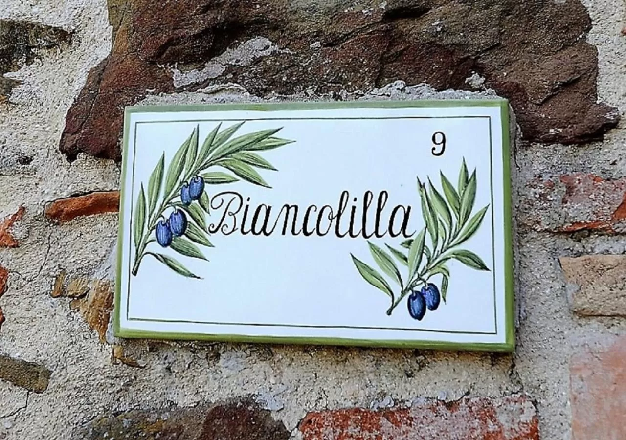 Two-Bedroom Apartment in Relais Borgo Torale