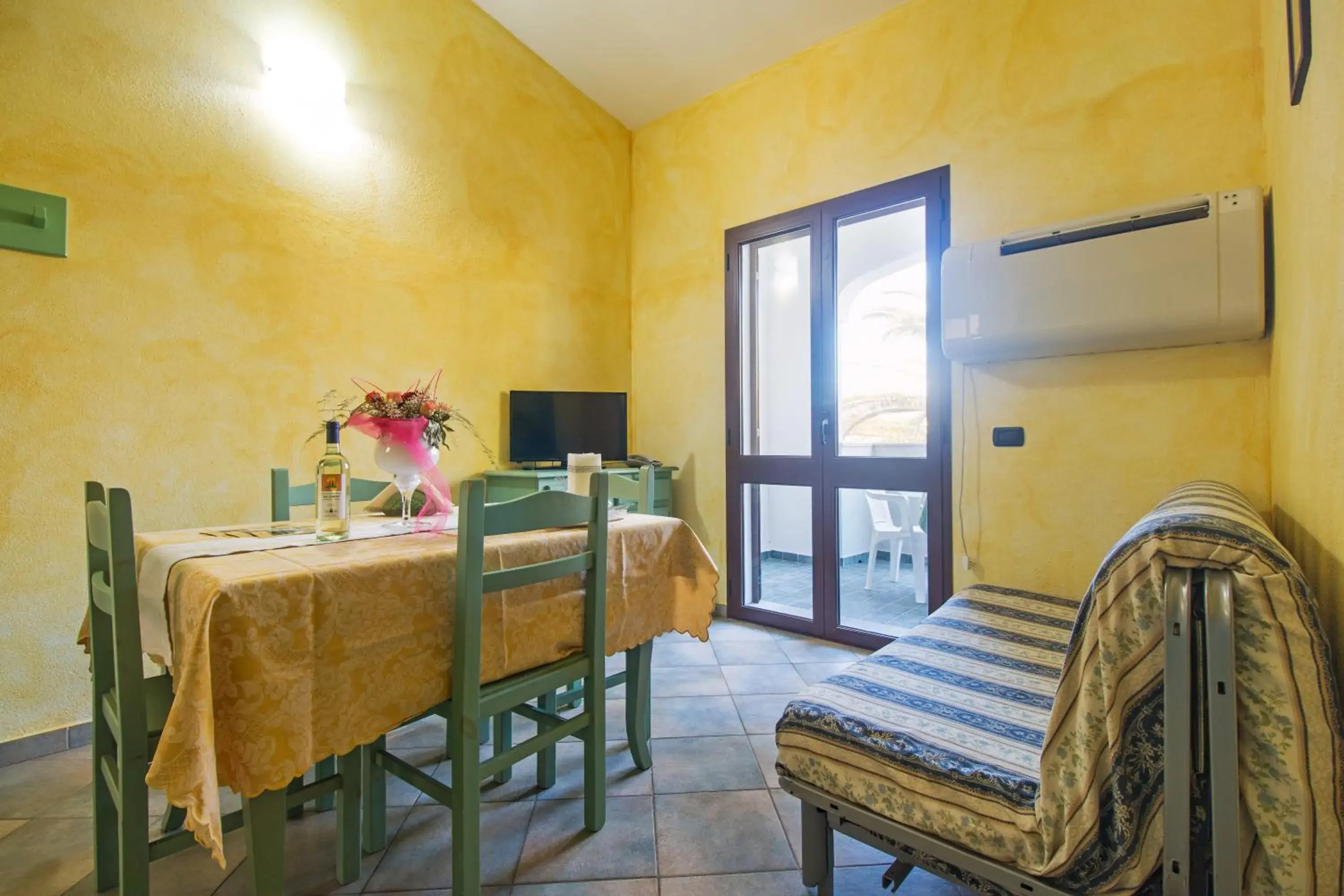 Living room in Albergo Residenziale Gli Ontani