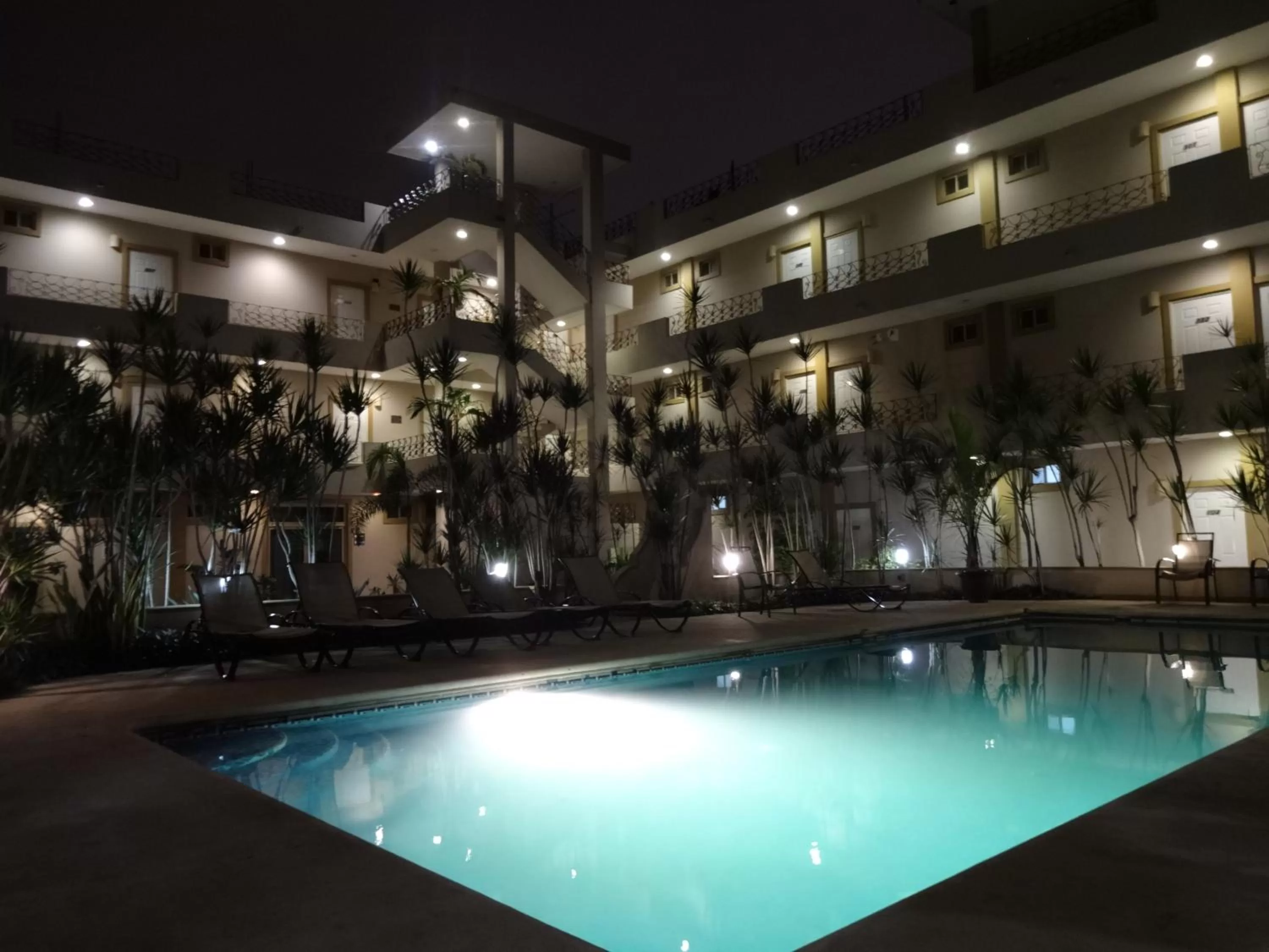 Swimming pool in Hotel Mediterraneo