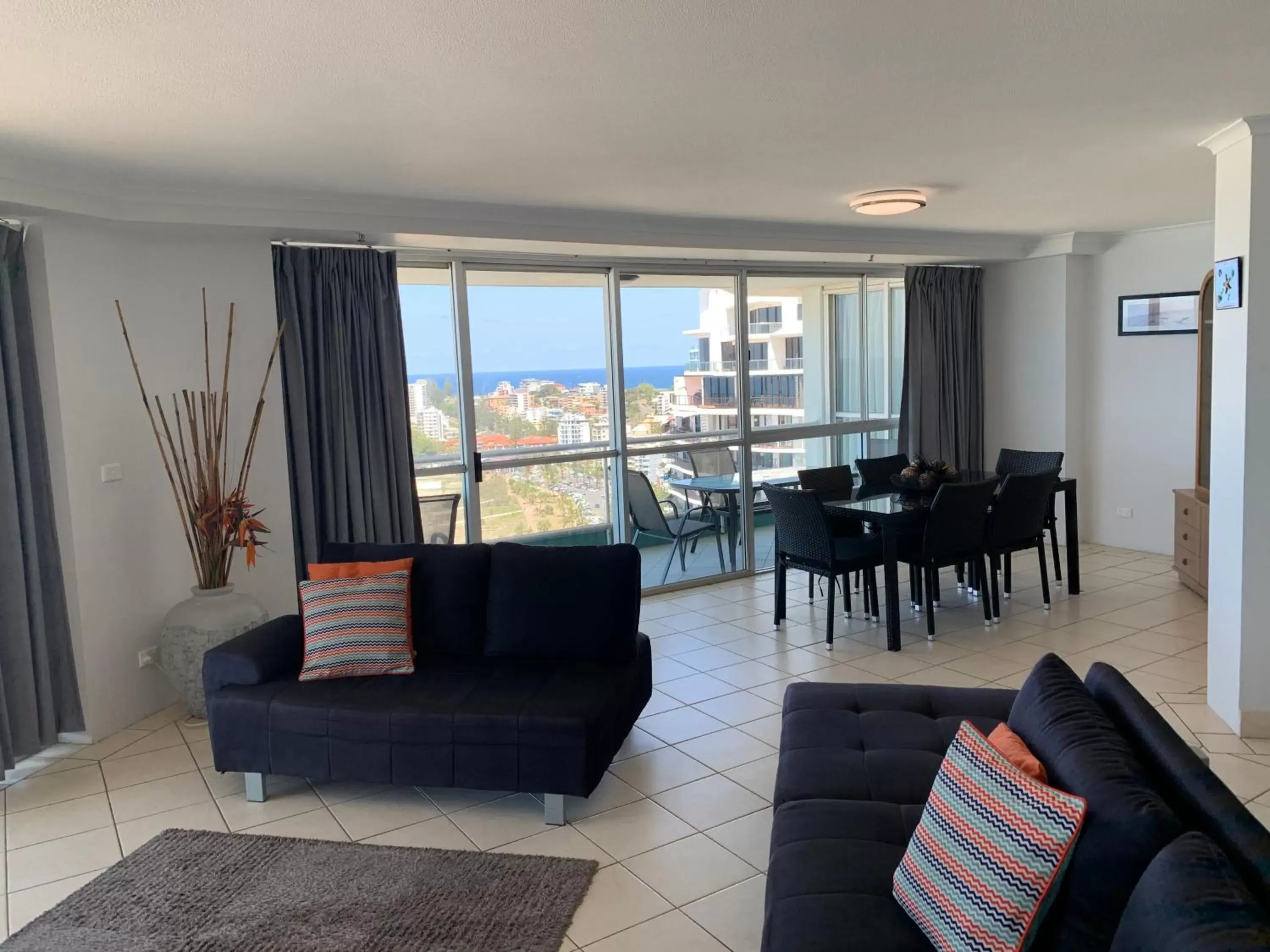 Living room, Seating Area in Ocean Plaza Resort