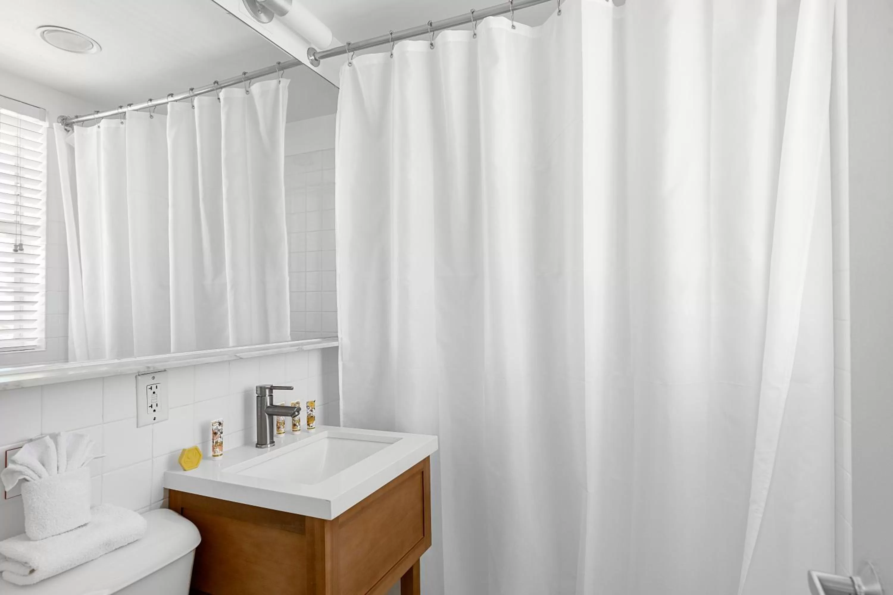 Bathroom in Townhouse by Luxurban