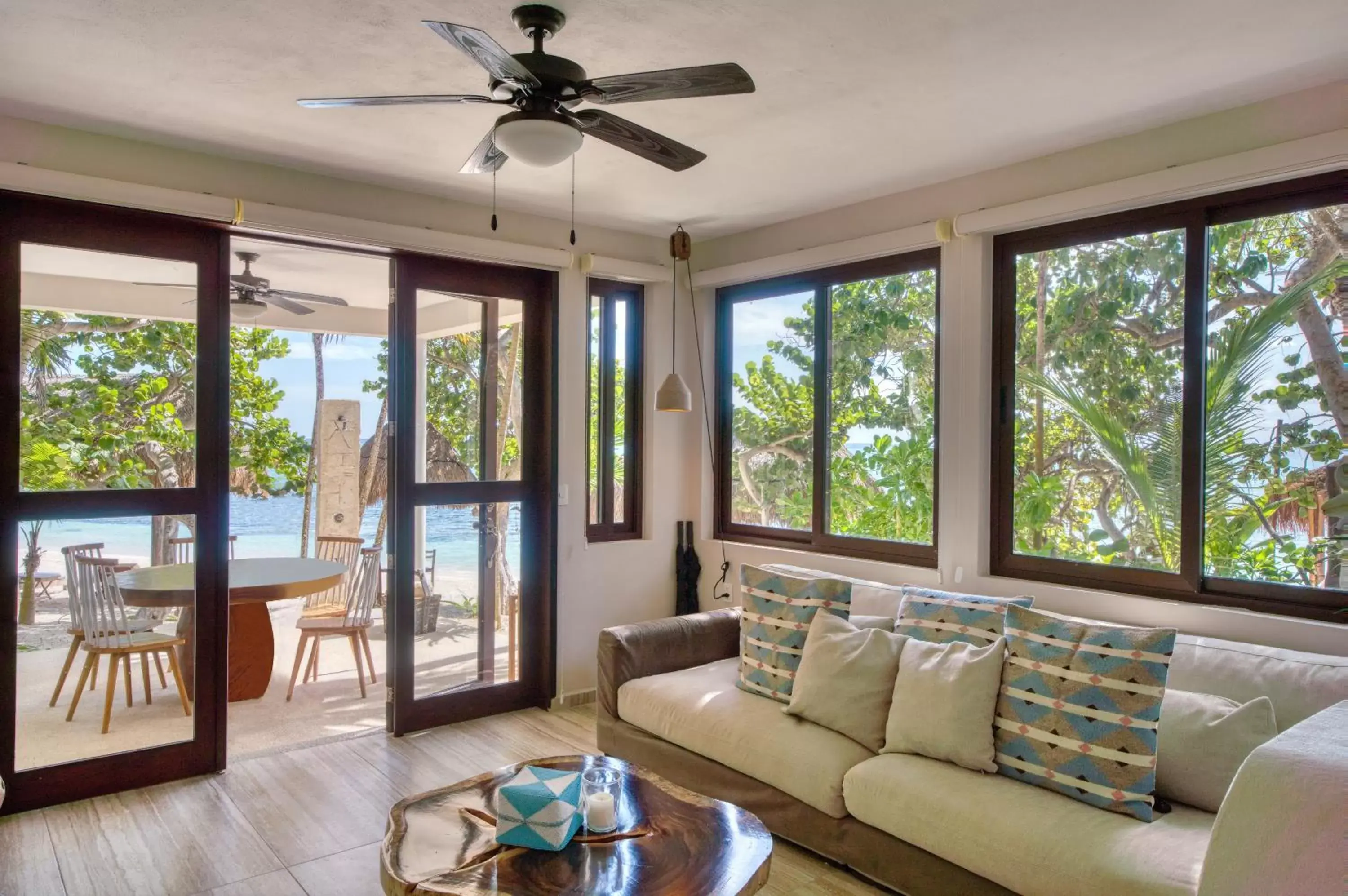 Living room, Seating Area in Tulum Luxury Collection