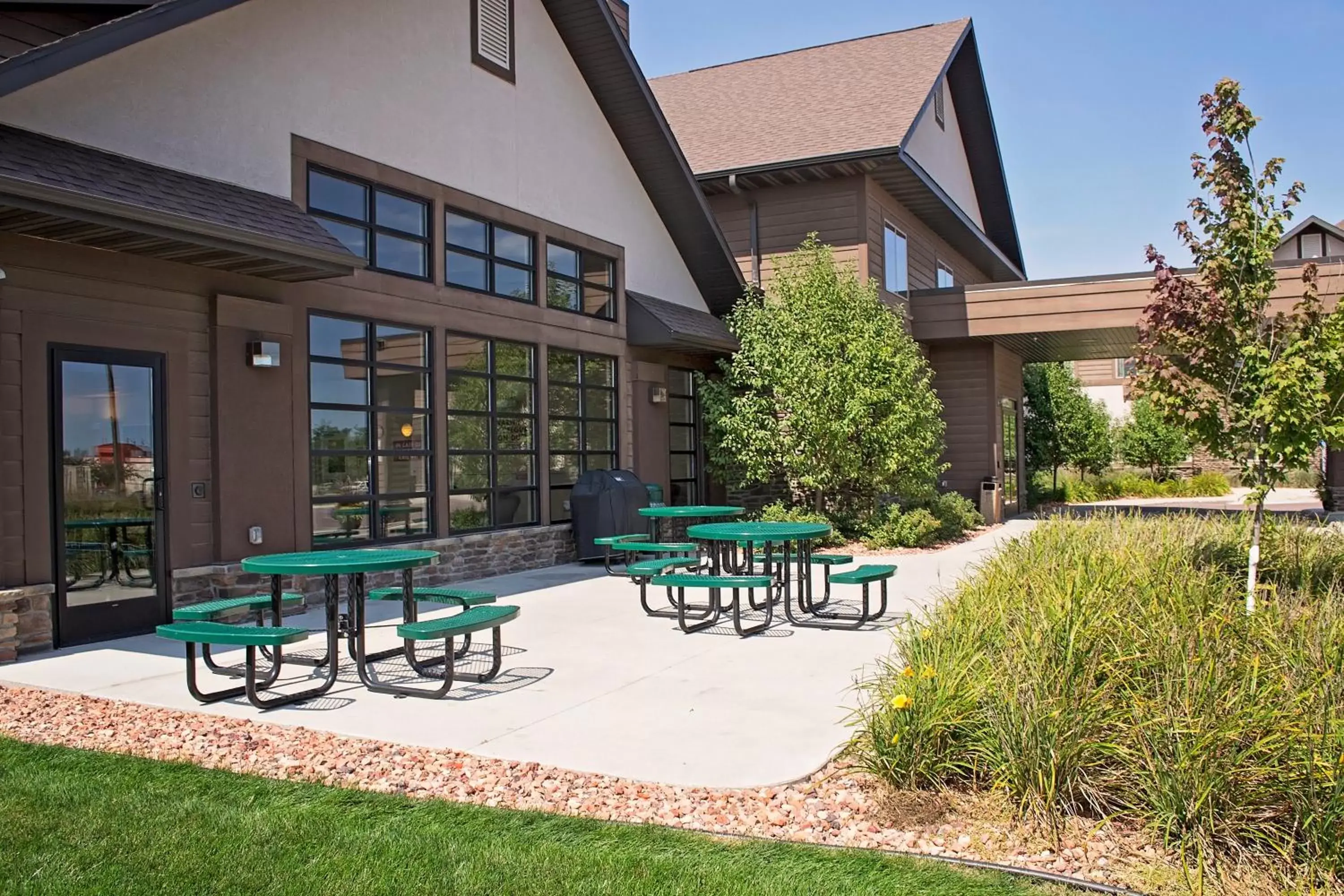 Area and facilities in GrandStay Inn & Suites of Luverne
