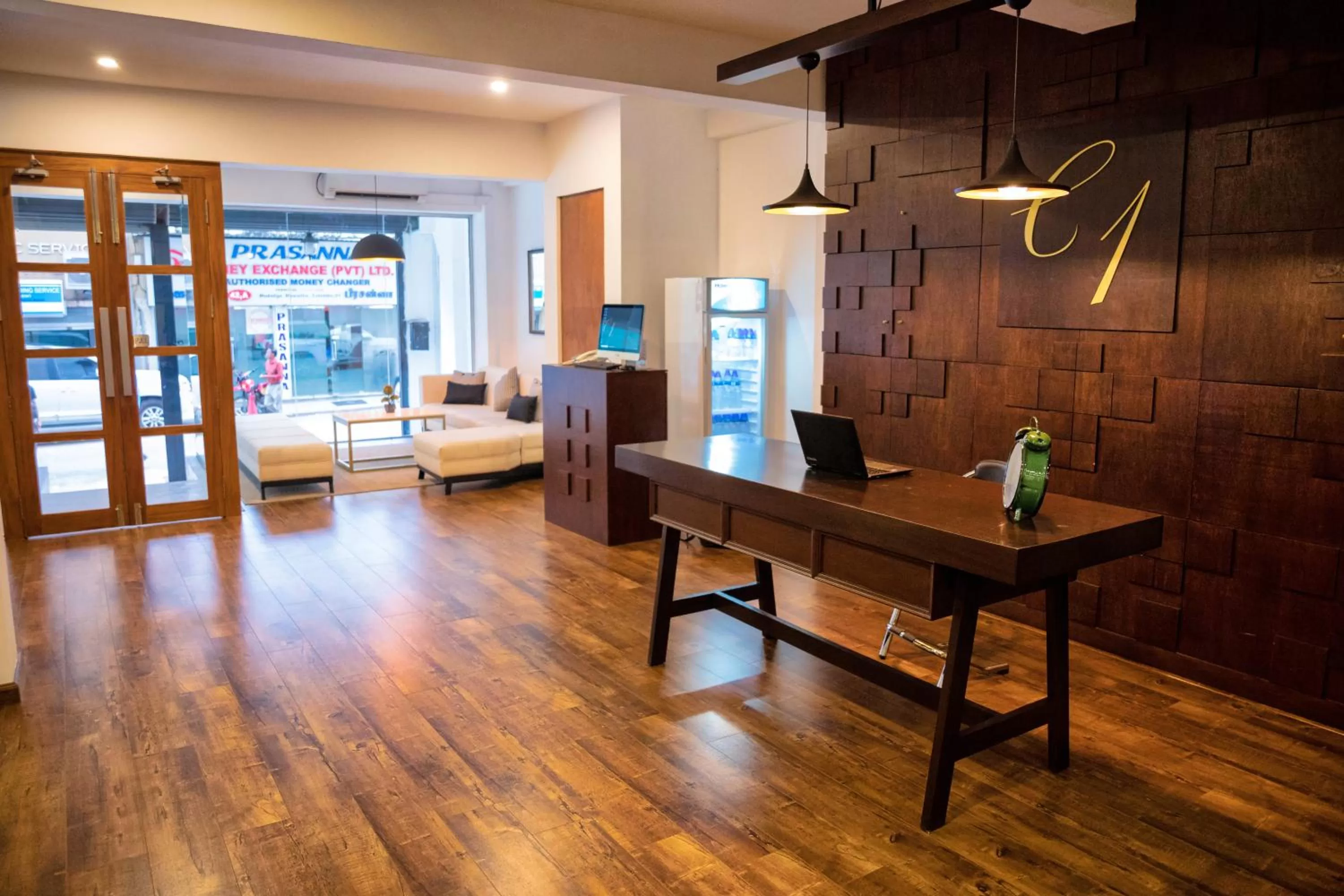 Property building in C 1 Colombo Fort