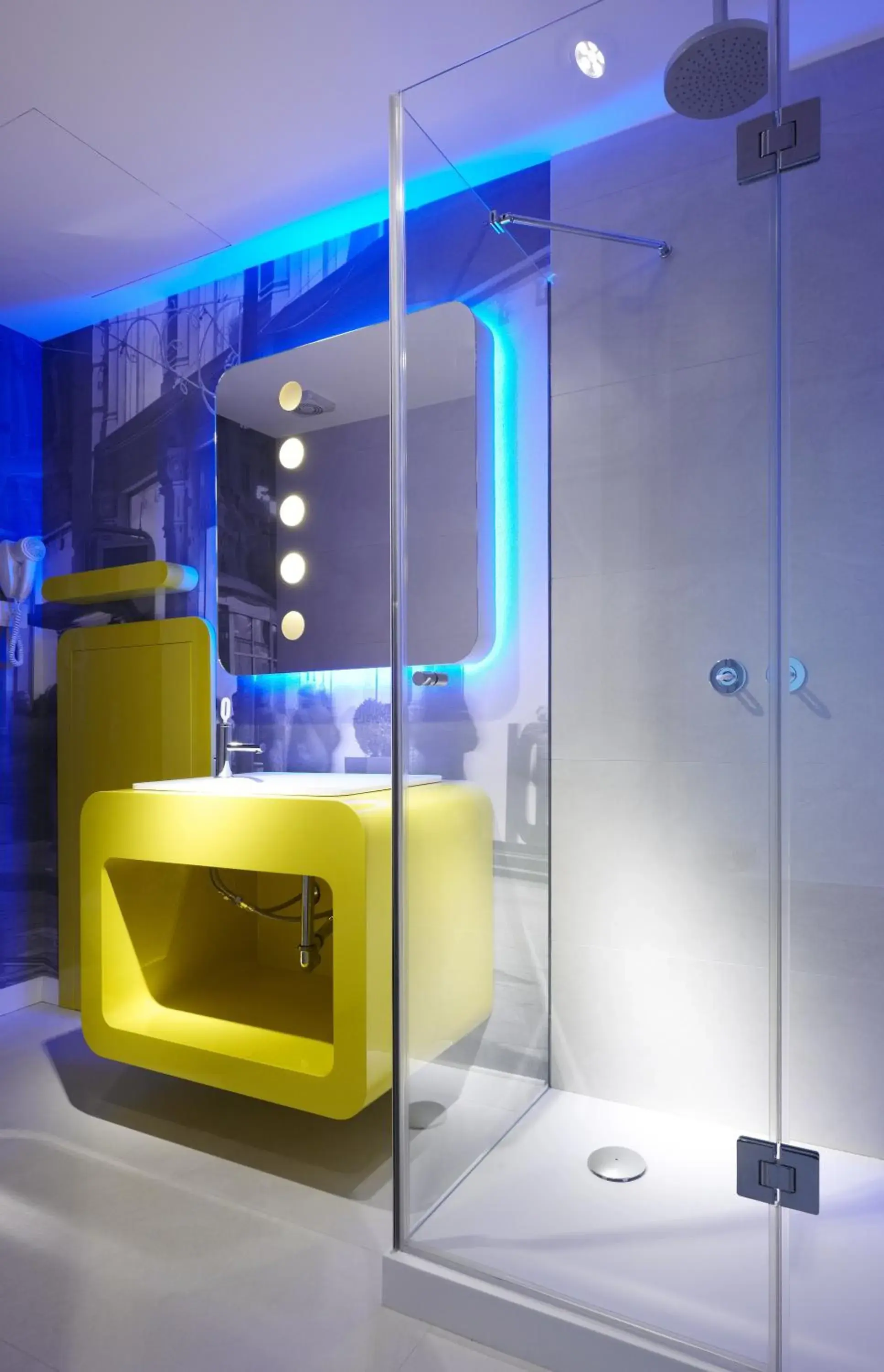 Bathroom in The Street Milano Duomo | a Design Boutique Hotel