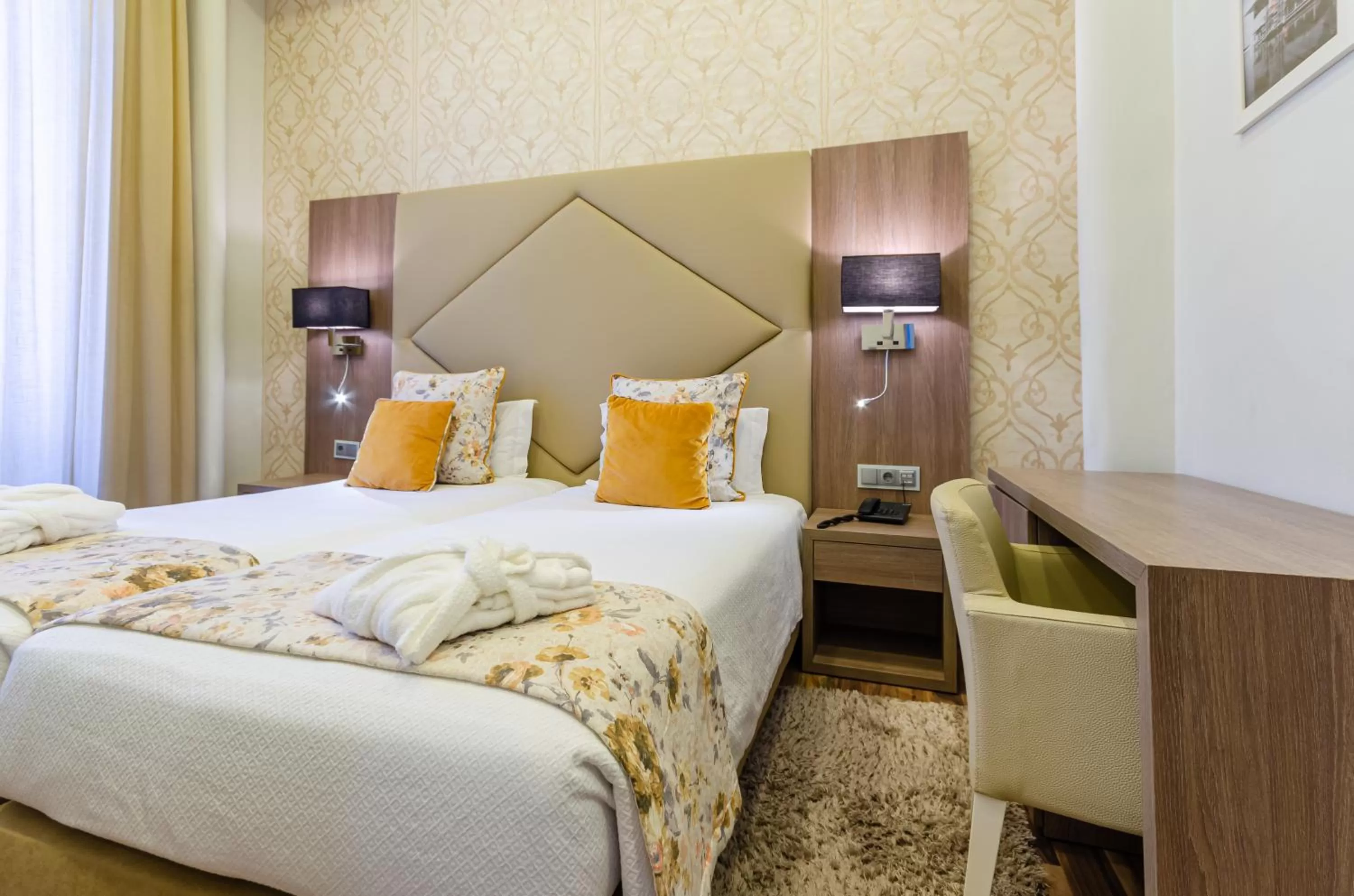 Bedroom, Bed in Hotel INN Rossio