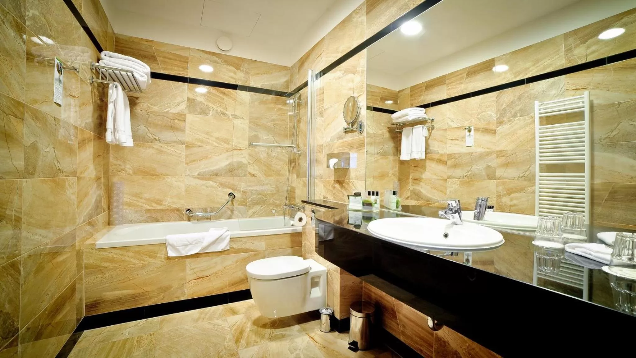 Bathroom in Holiday Inn Krakow City Centre by IHG