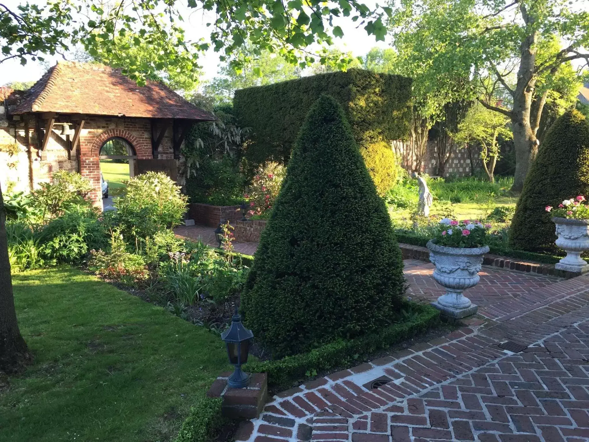 Day, Garden in Chateau De Montreuil