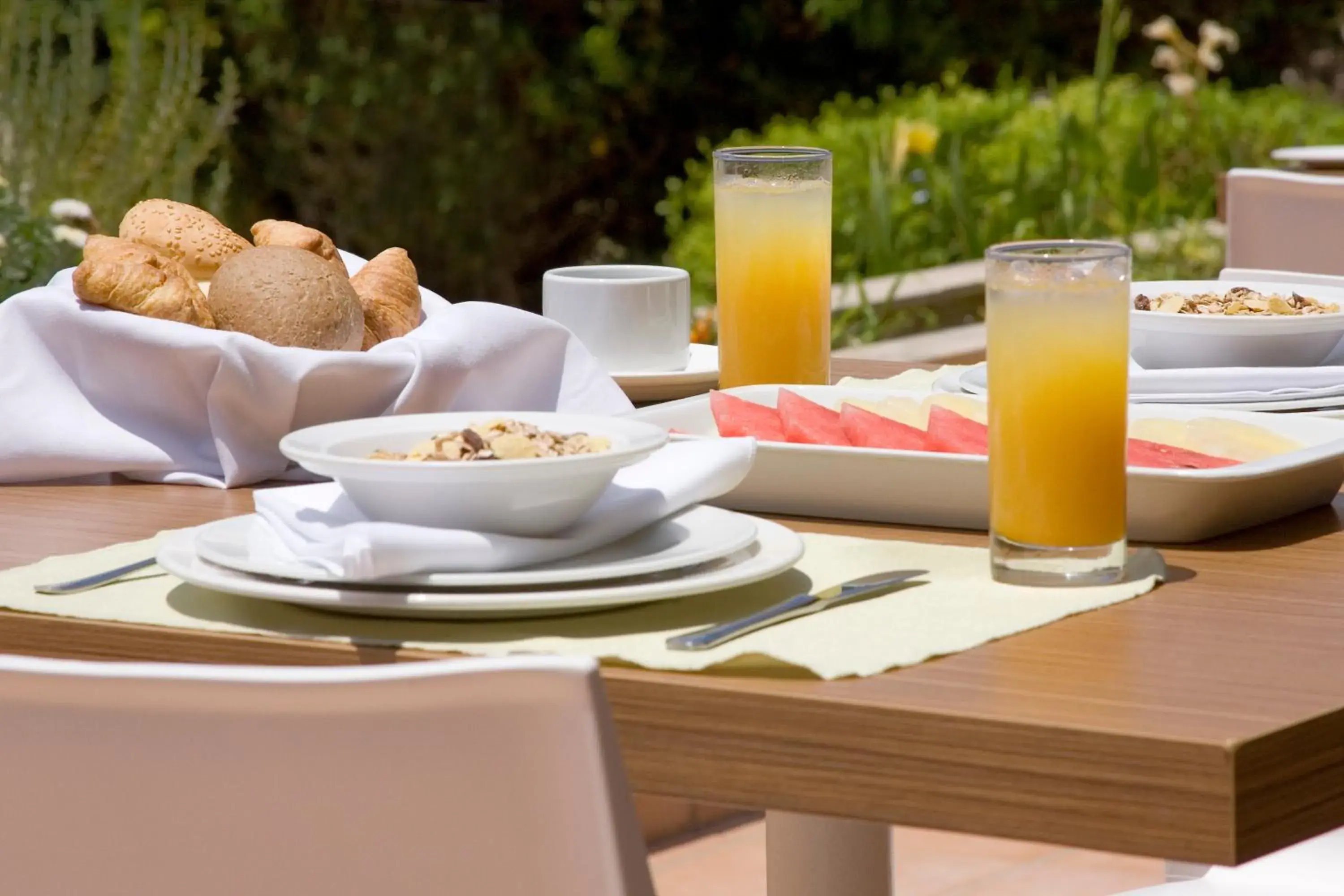 Restaurant/places to eat, Breakfast in Venus Beach Hotel