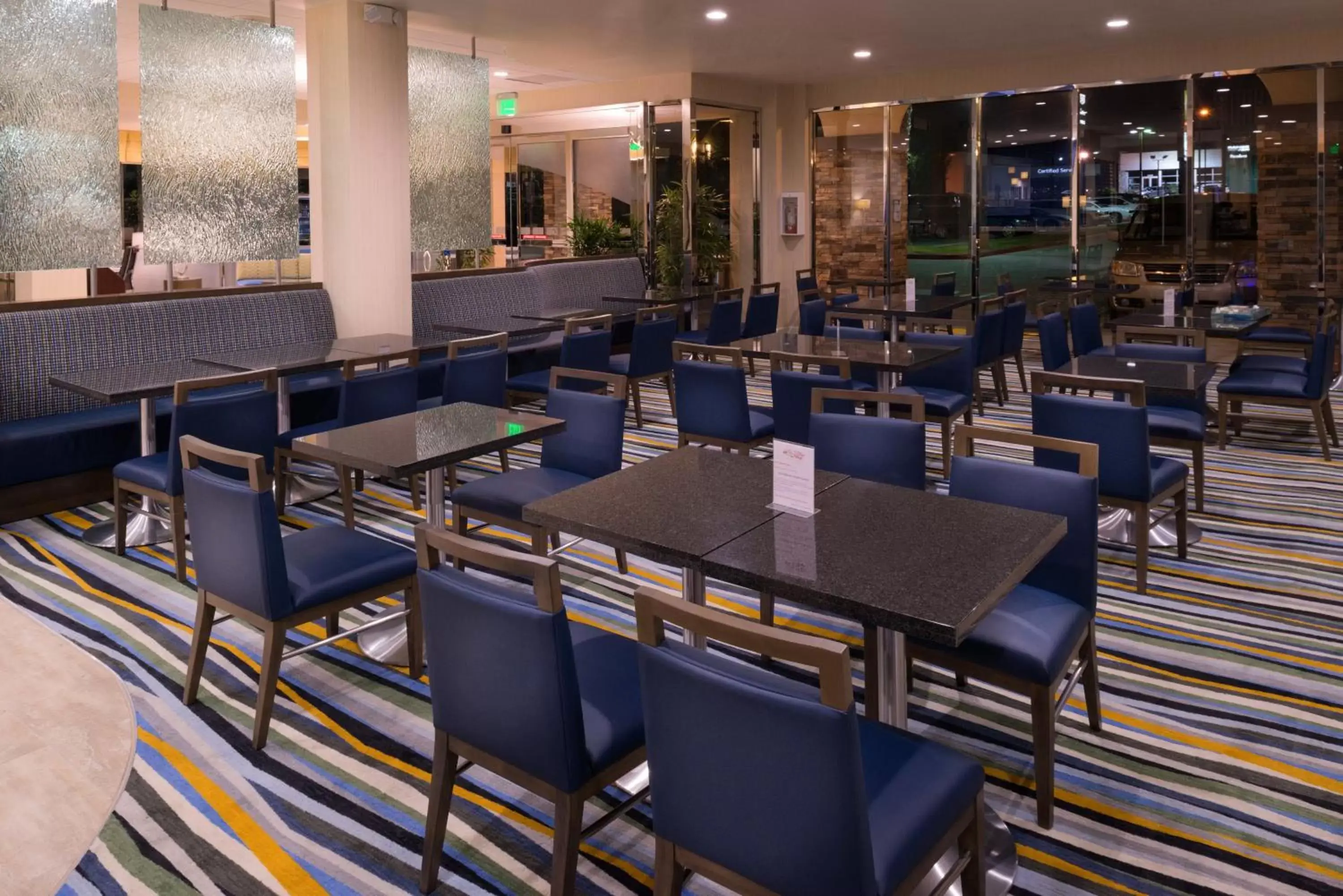 Restaurant/Places to Eat in Holiday Inn Express Hotel & Suites Pasadena-Colorado Boulevard, an IHG Hotel