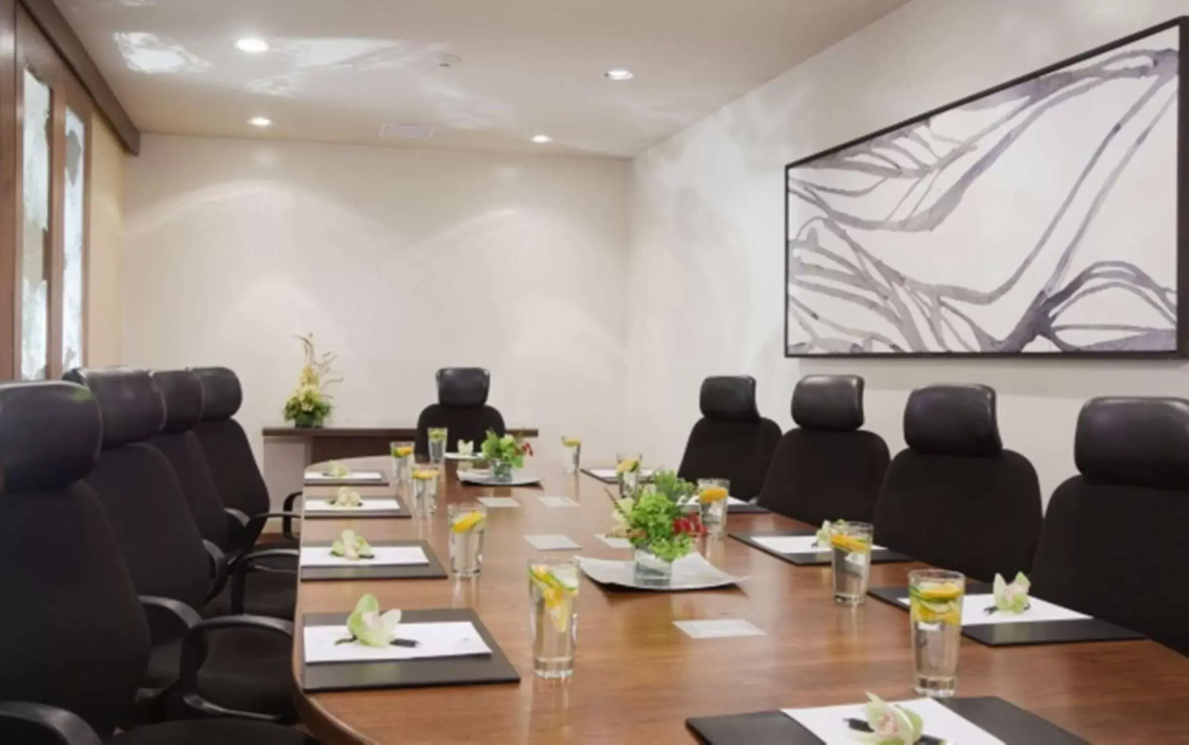 Meeting/conference room in DoubleTree by Hilton Monrovia - Pasadena Area