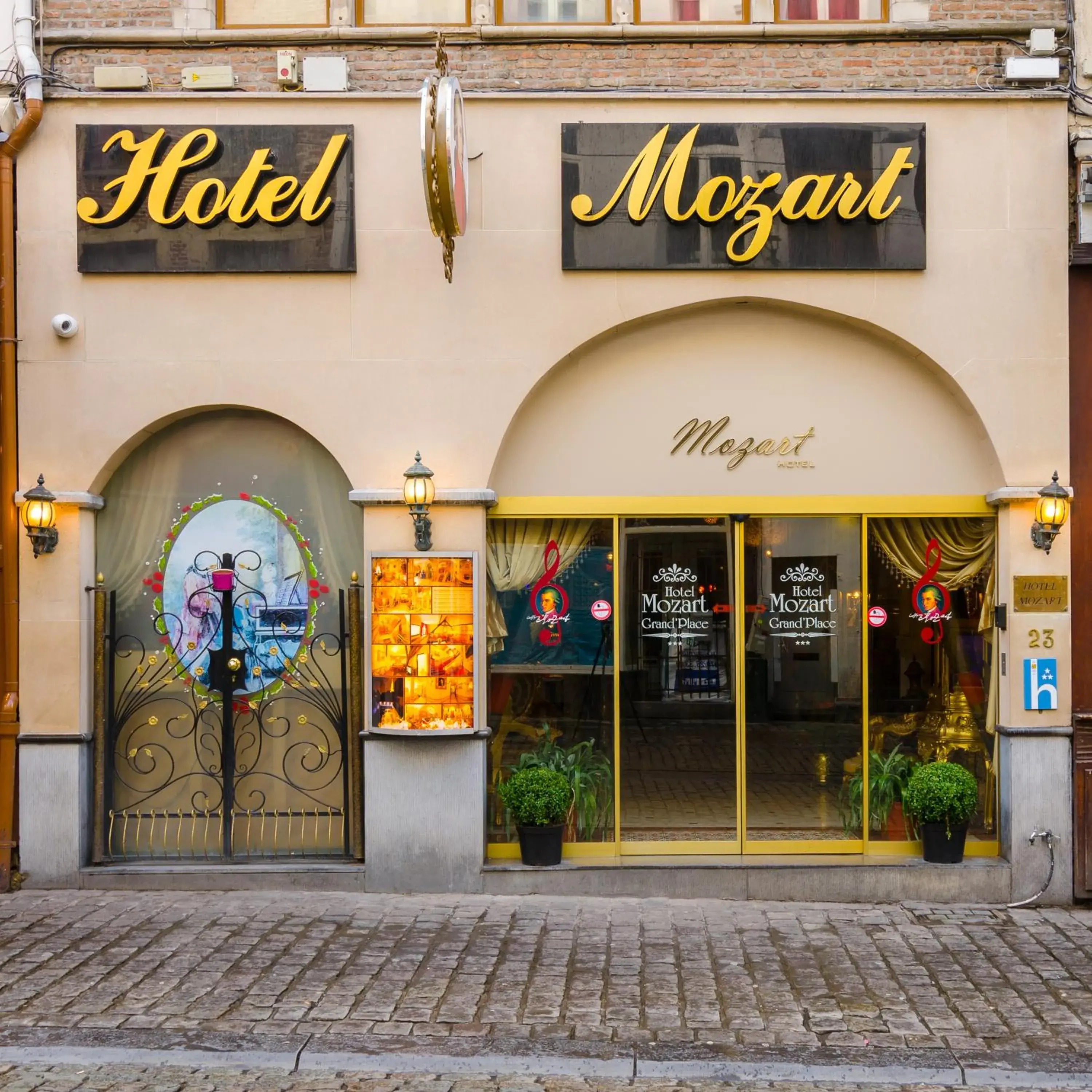 Property building in Hotel Mozart
