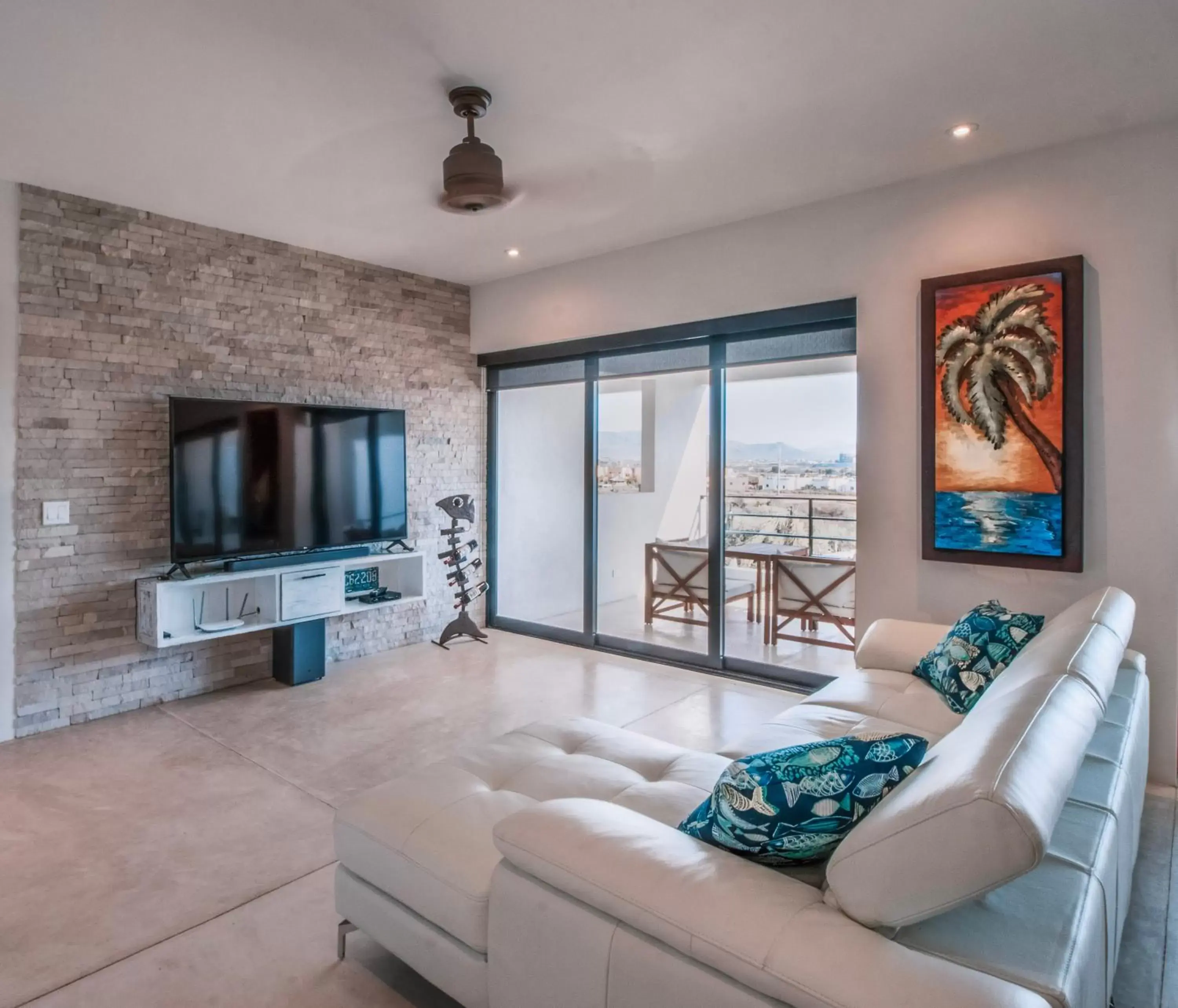 TV and multimedia, Seating Area in Cerritos Surf Residences