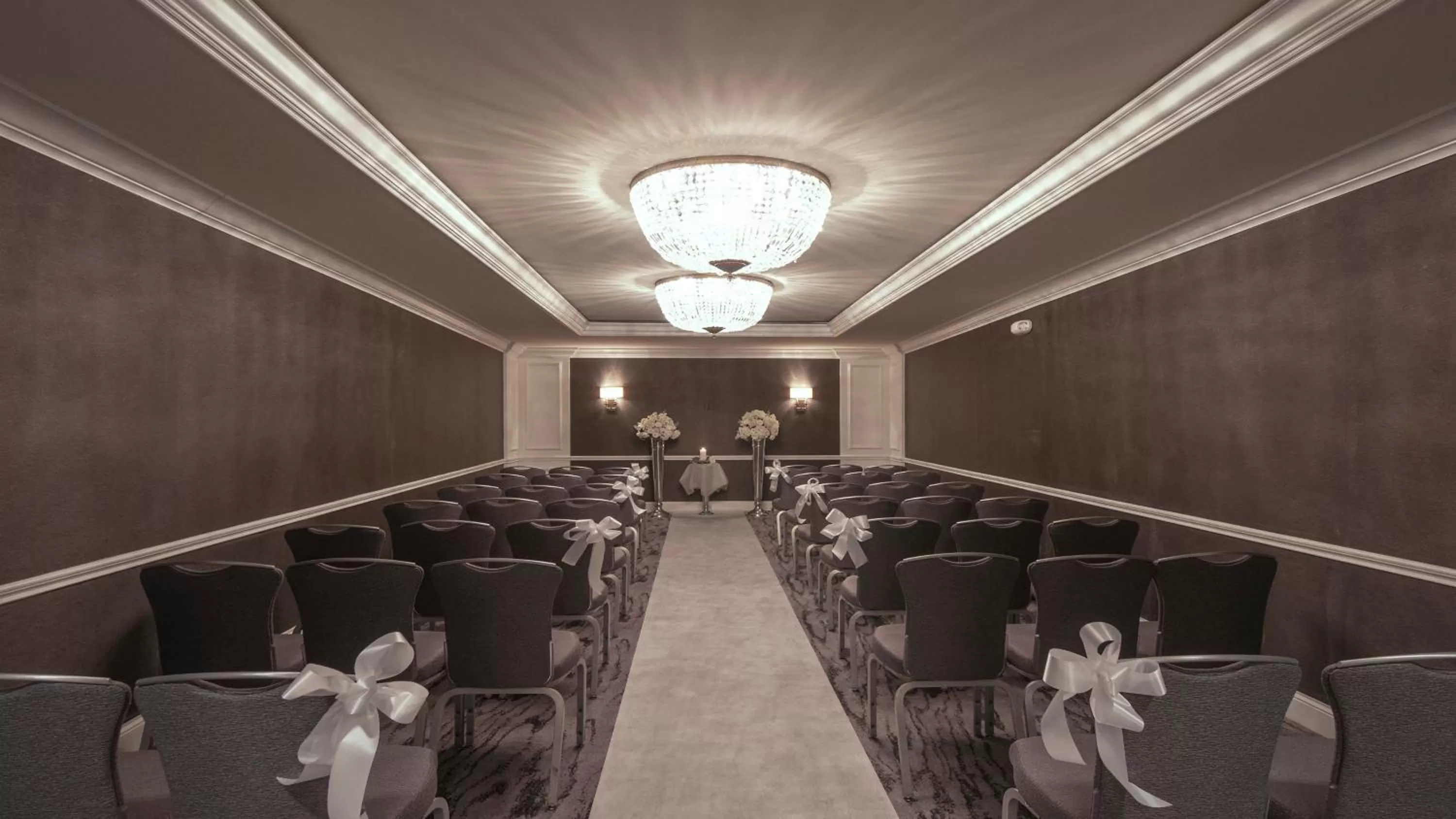 Meeting/conference room in InterContinental Kansas City at the Plaza by IHG