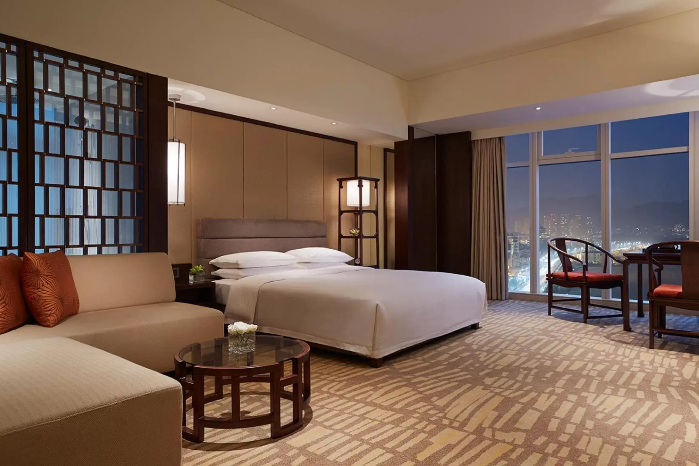 King Room - Club Access in Hyatt Regency Qingdao - Stone old beach - Exhibition Center