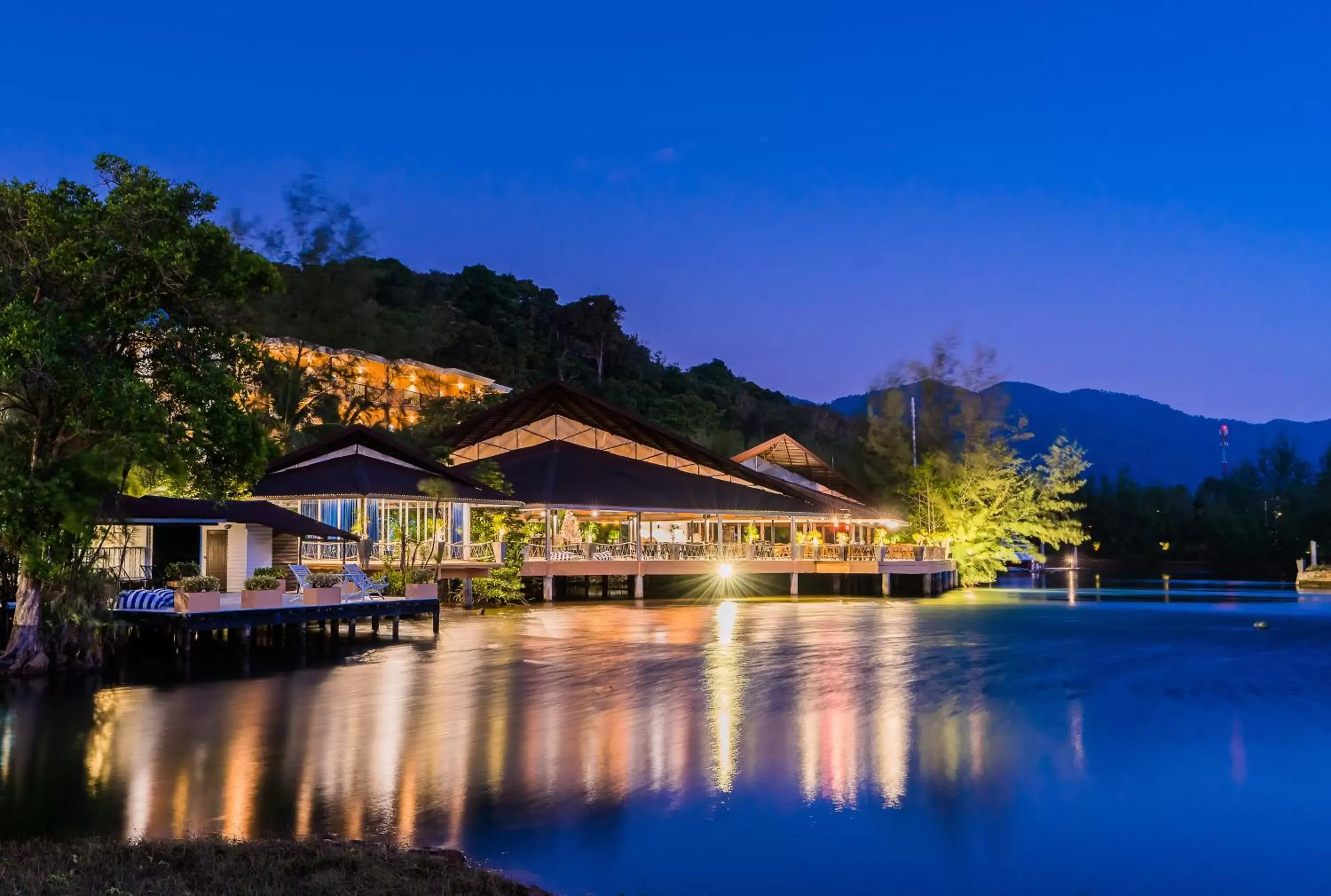 Facade/entrance in Marina Sands Resort Facade/entrance in Marina Sands Resort