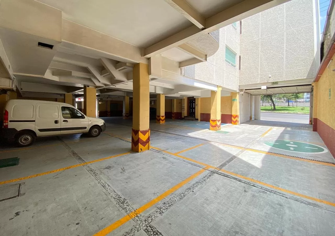 Parking in Hotel Estrella de Oriente