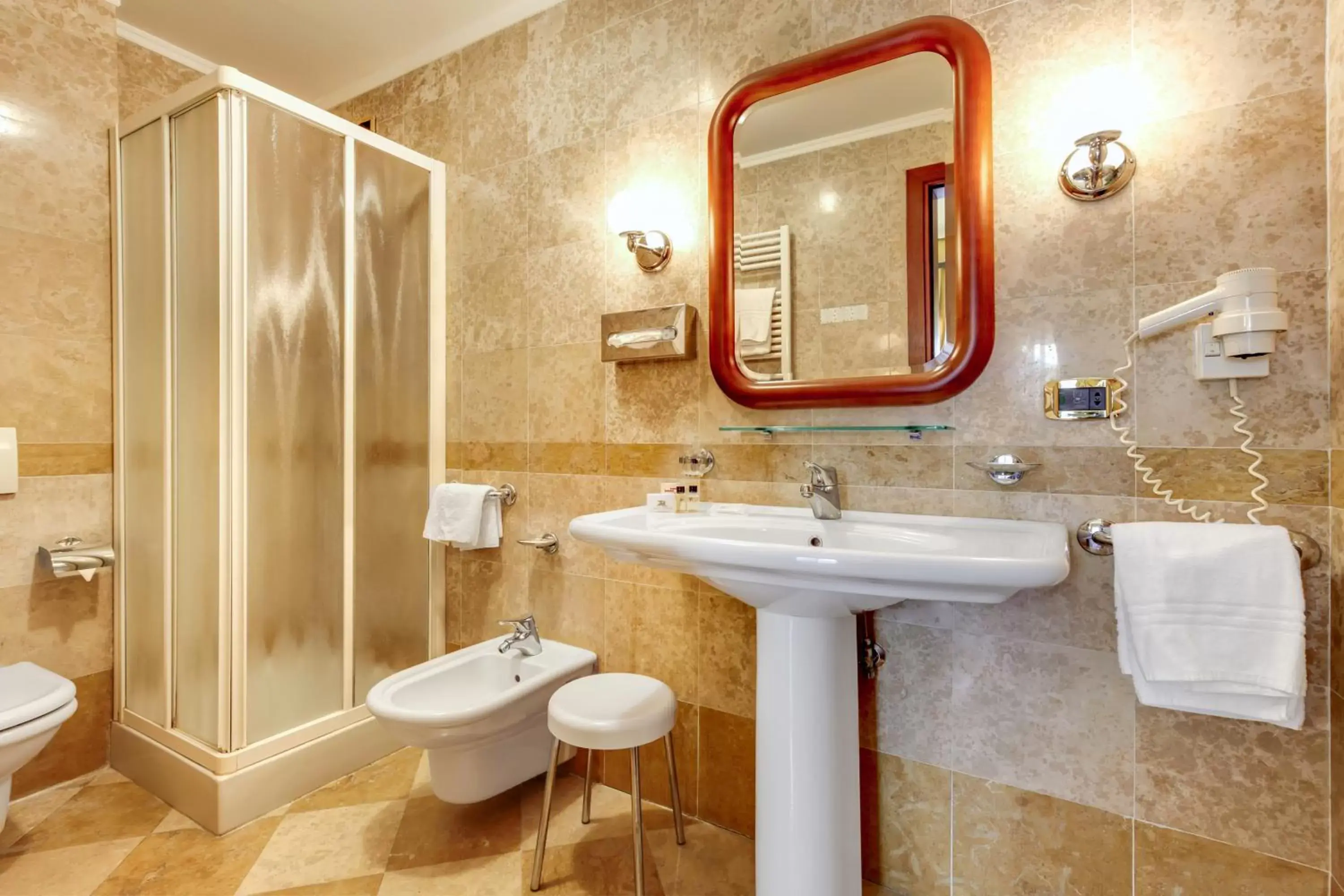 Bathroom in Hotel Panorama