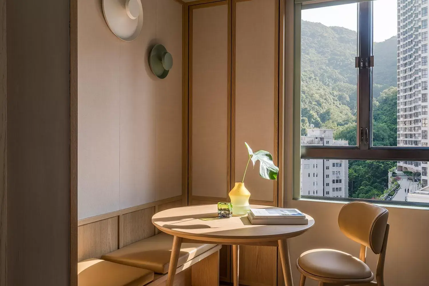 Dining area in YING'nFLO, Hong Kong, Wan Chai