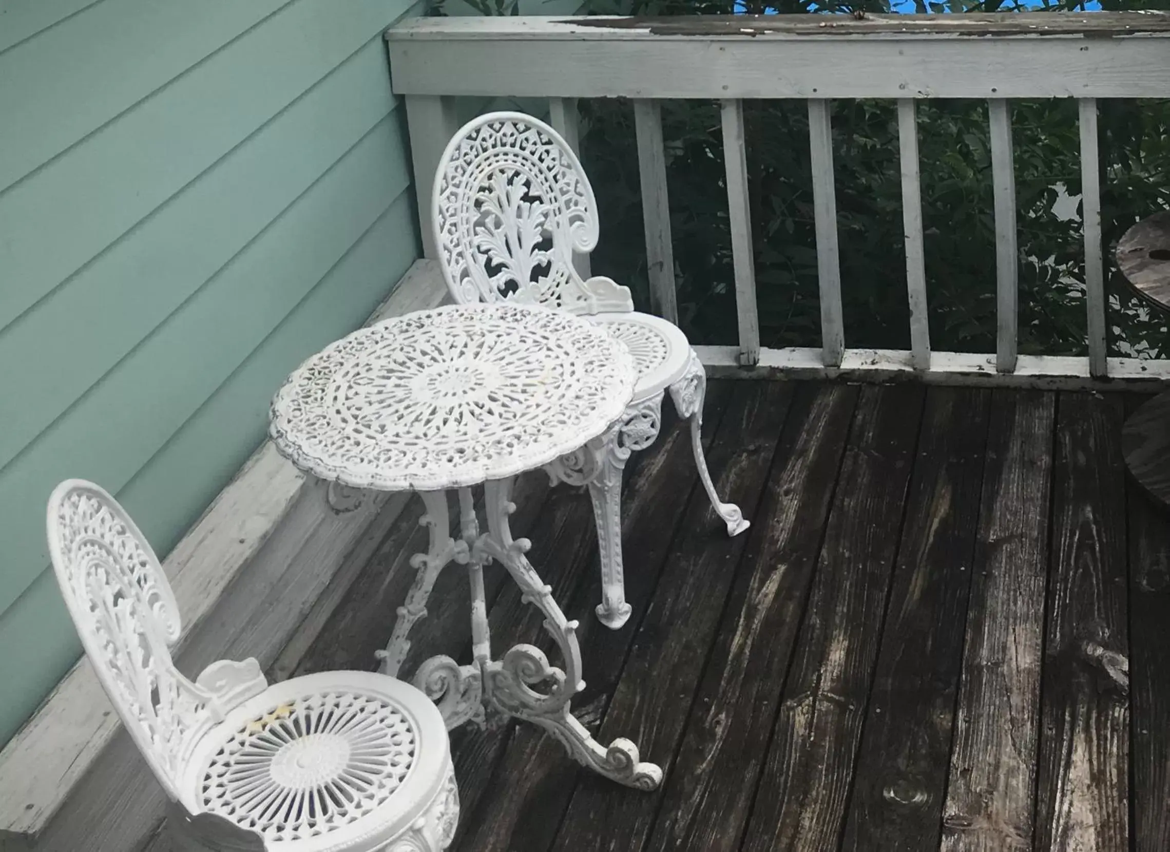 Seating Area in Aaron House of Niagara Falls