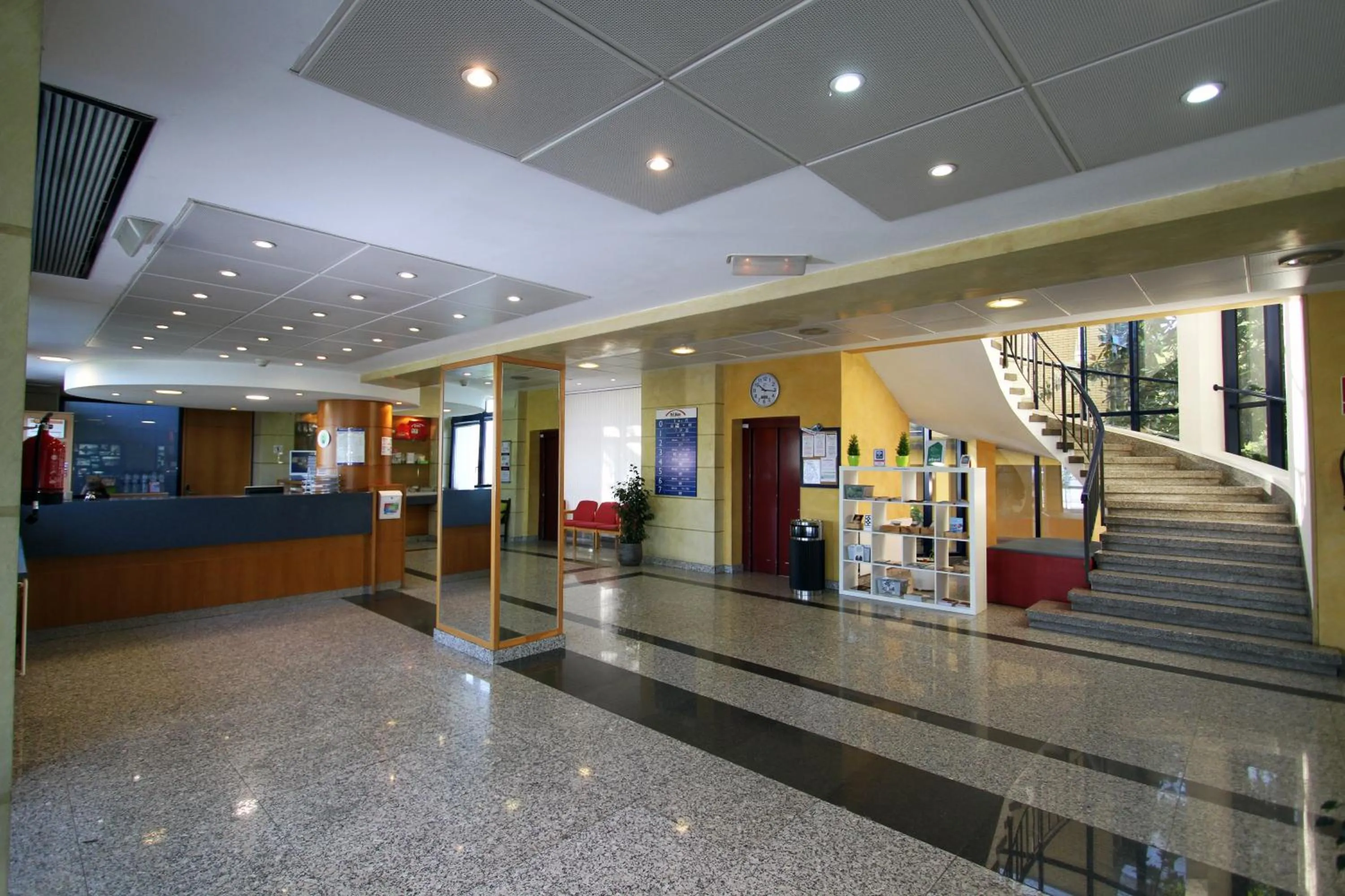 Lobby or reception in Bilbao Hostel