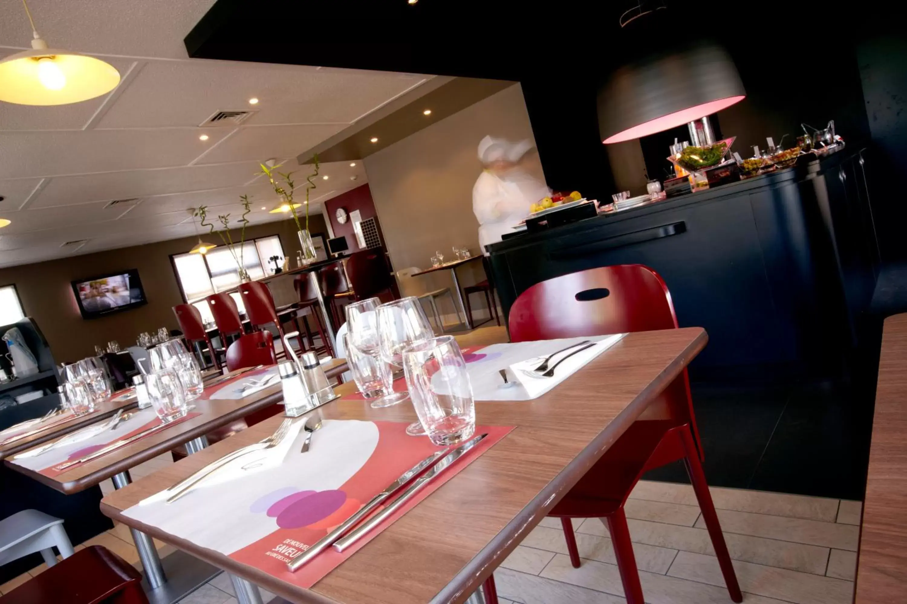 Restaurant/Places to Eat in Campanile Bordeaux Est - Artigues