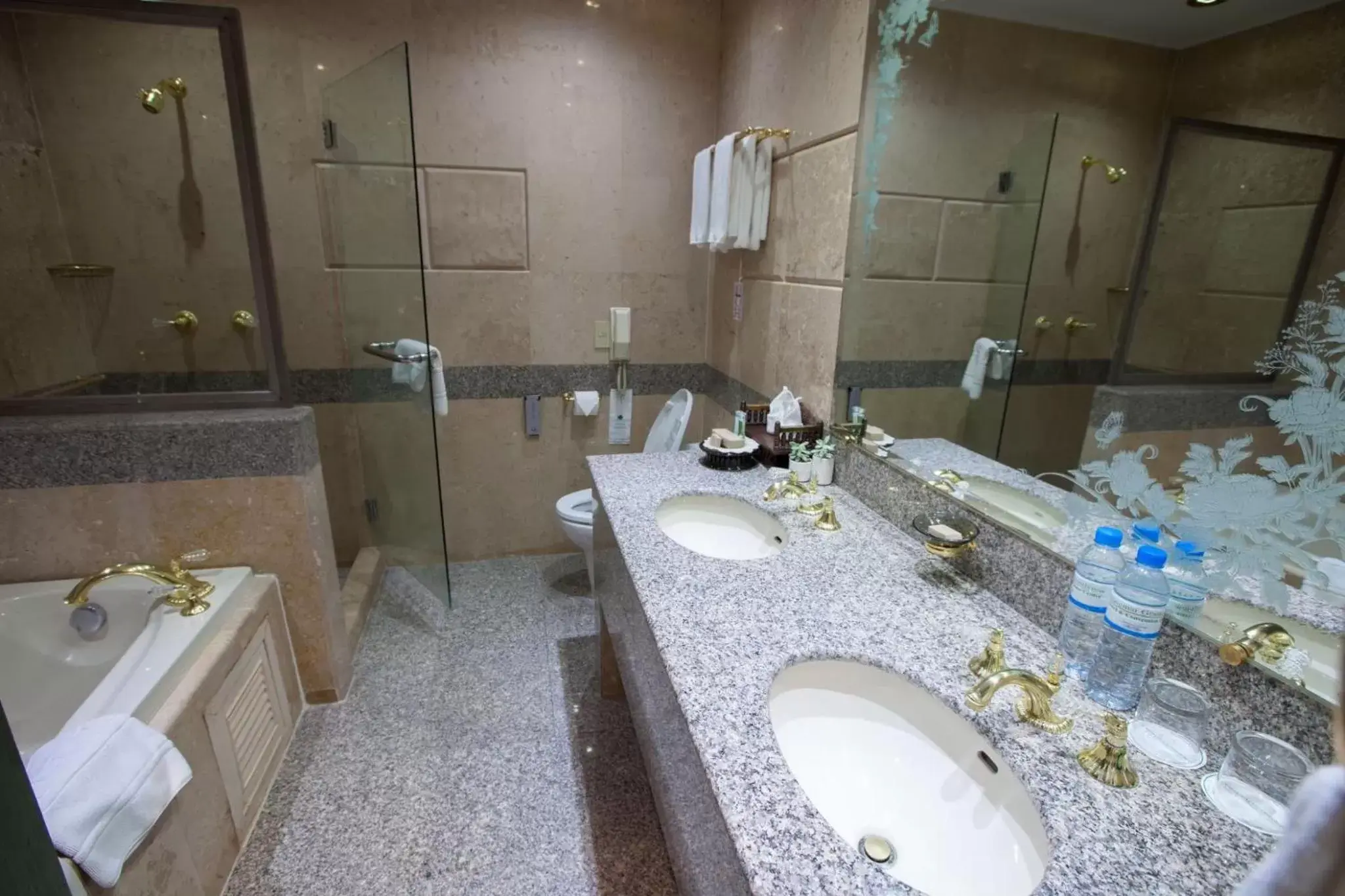 Bathroom in Chiangmai Grandview Hotel & Convention Center - SHA Extra Plus