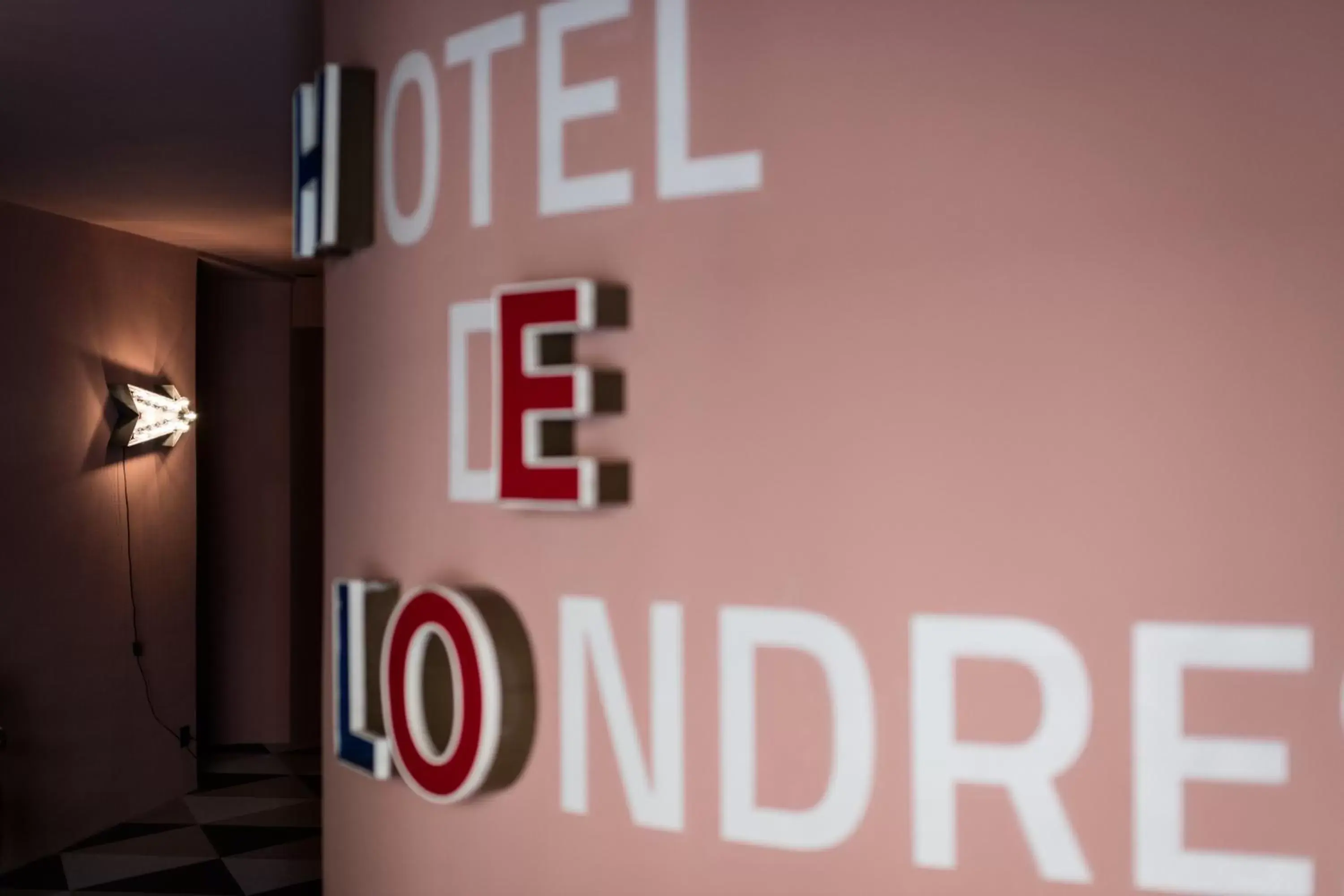 Area and facilities, Property Logo/Sign in Hotel De Londres
