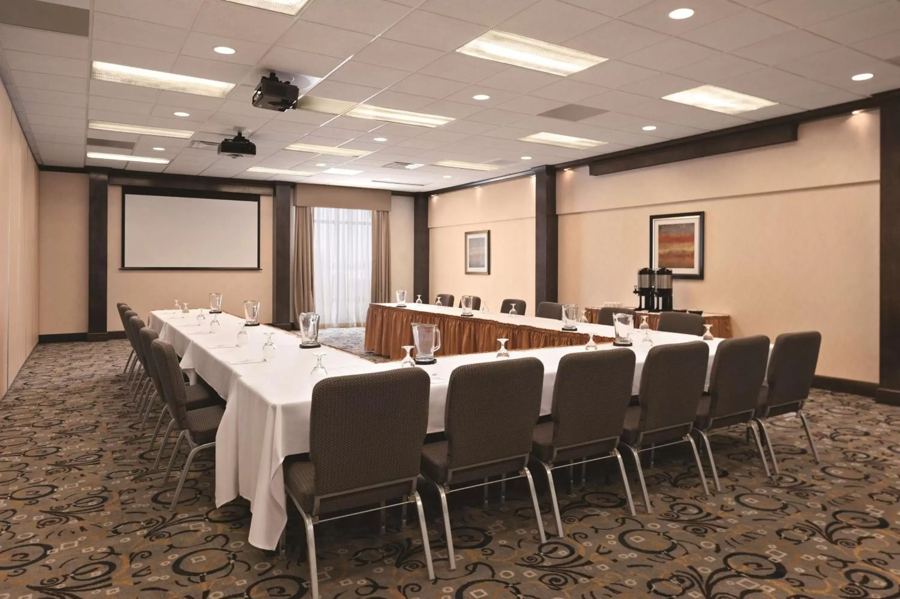 Meeting/conference room in Embassy Suites Corpus Christi